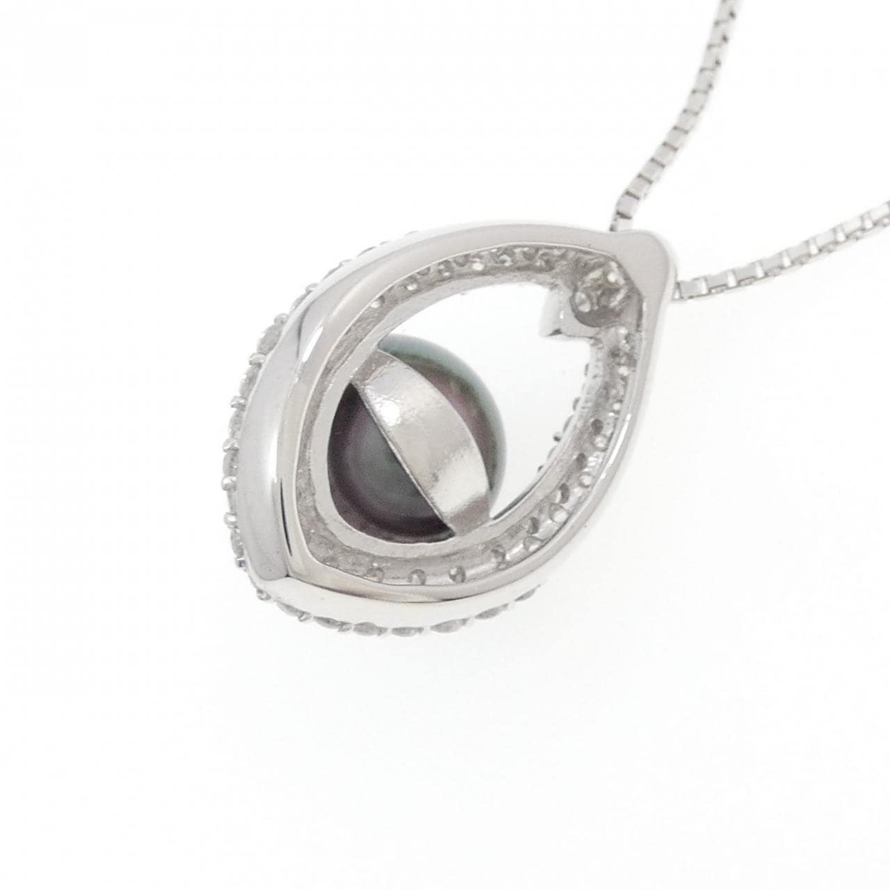 K18WG 黒蝶パール ネックレス 9.9mm