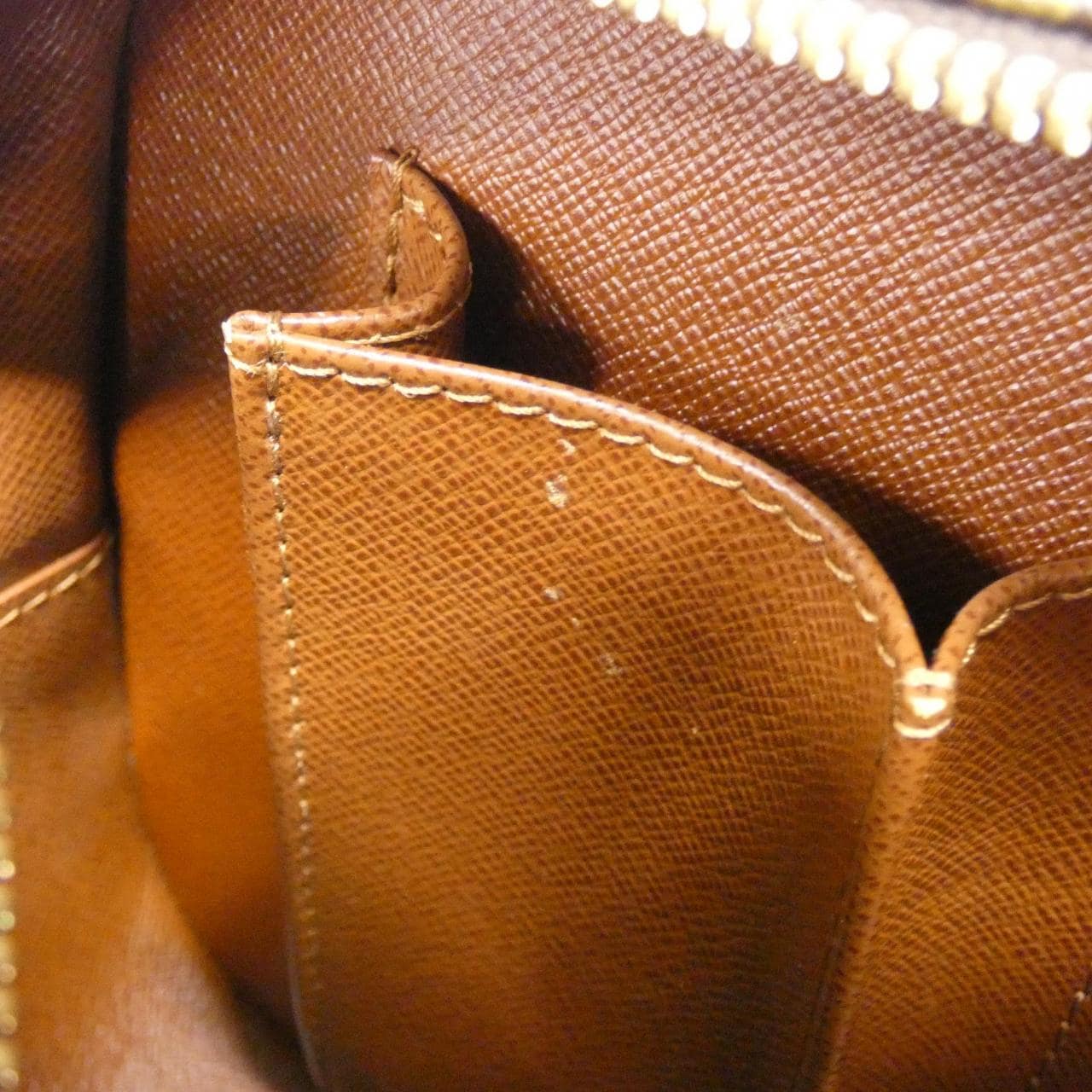 ルイヴィトン モノグラム シテ MM M51182 ショルダーバッグ