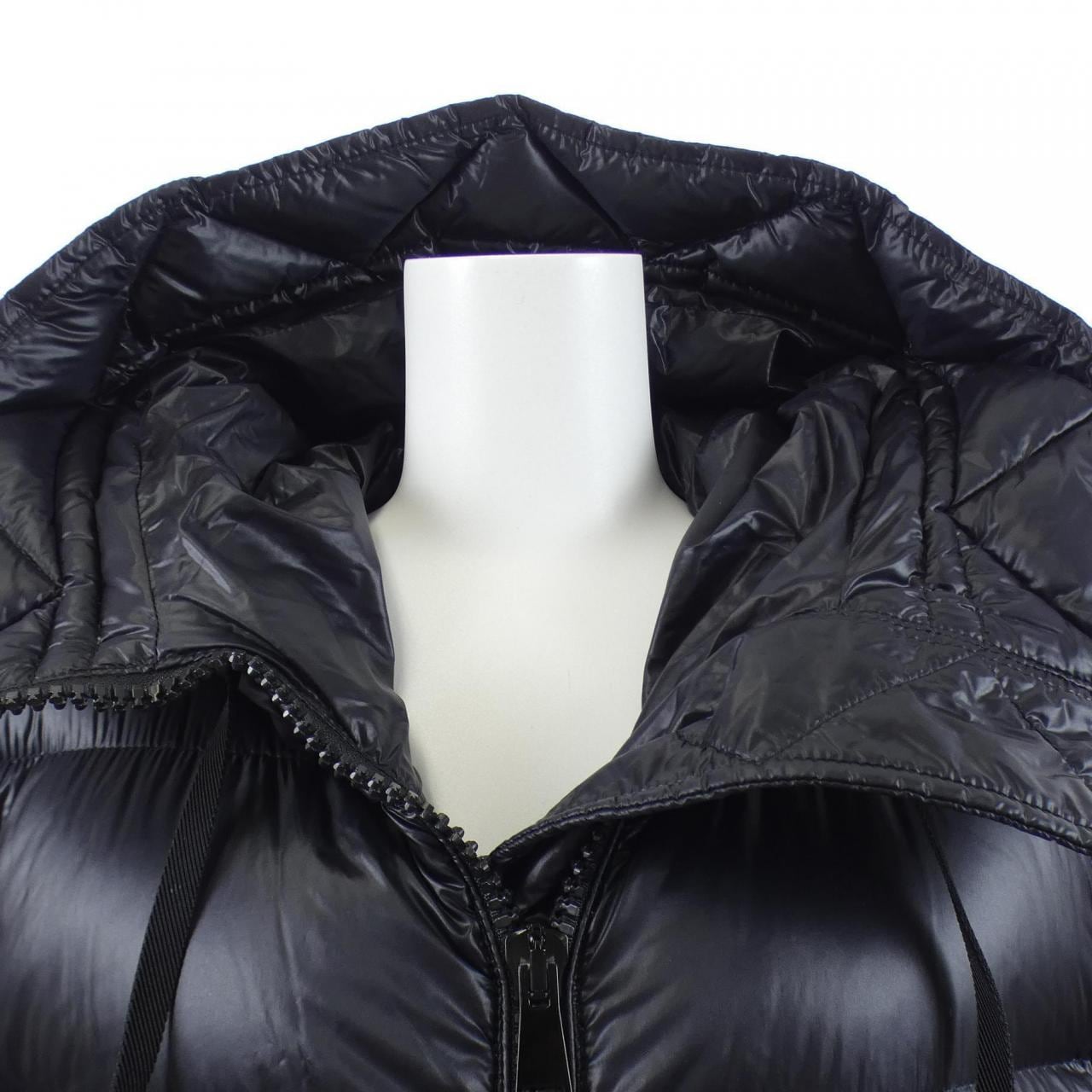 MONCLER SUYEN羽絨大衣