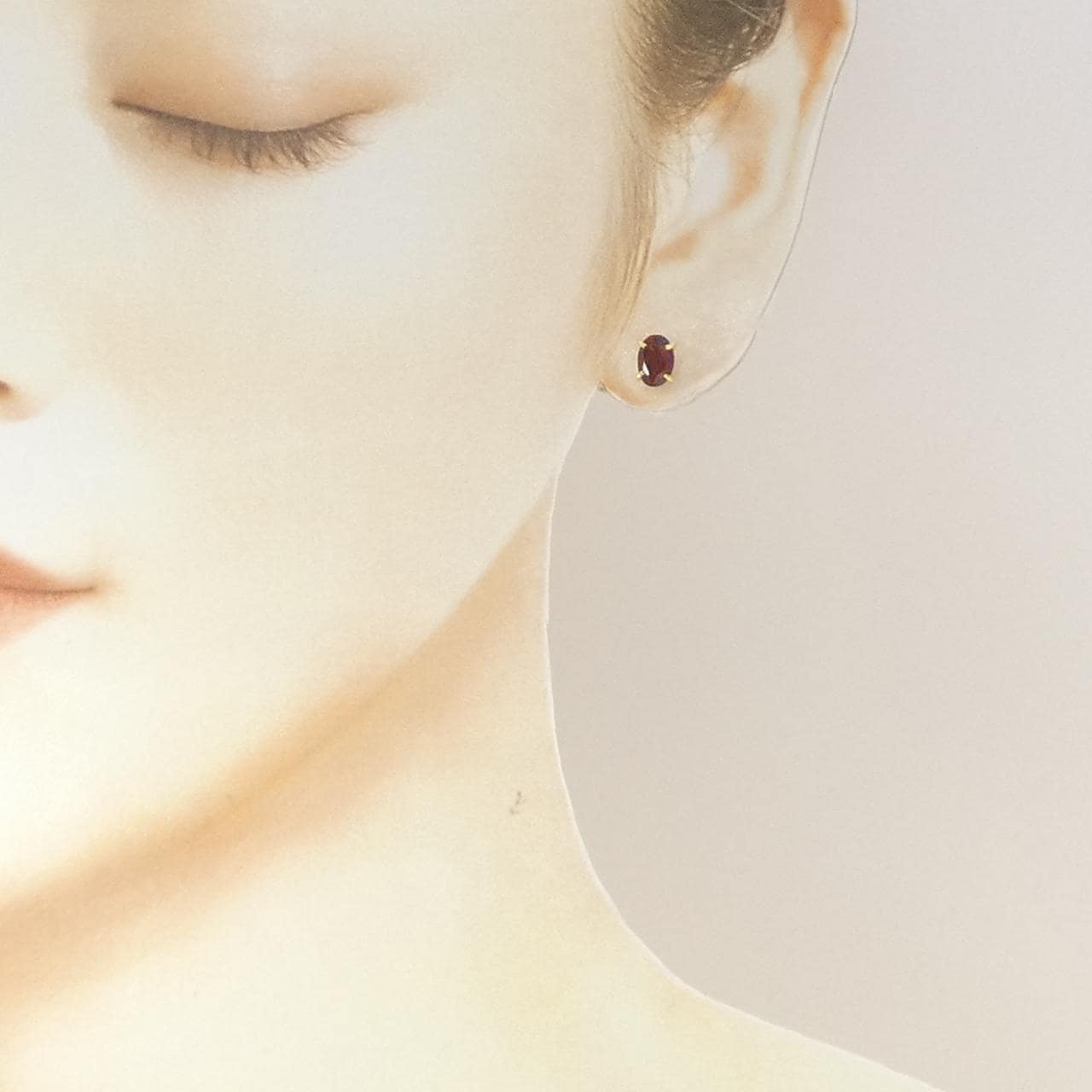 K18YG ガーネット ピアス