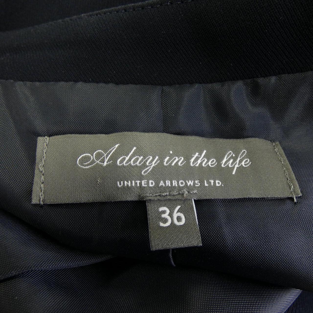アデイインザライフ A DAY IN THE LIFE ジャケット