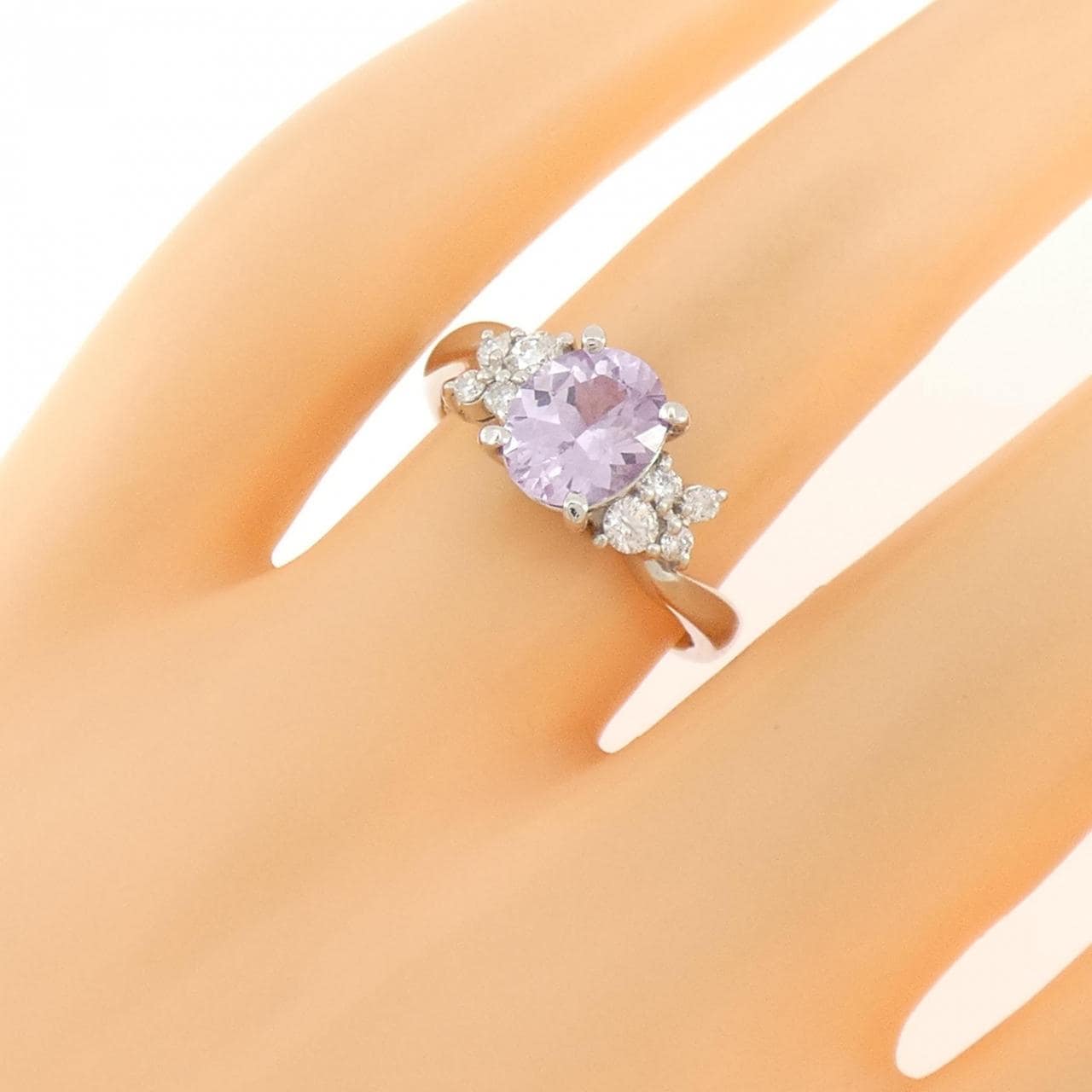 PT900 スピネル リング 1.361CT