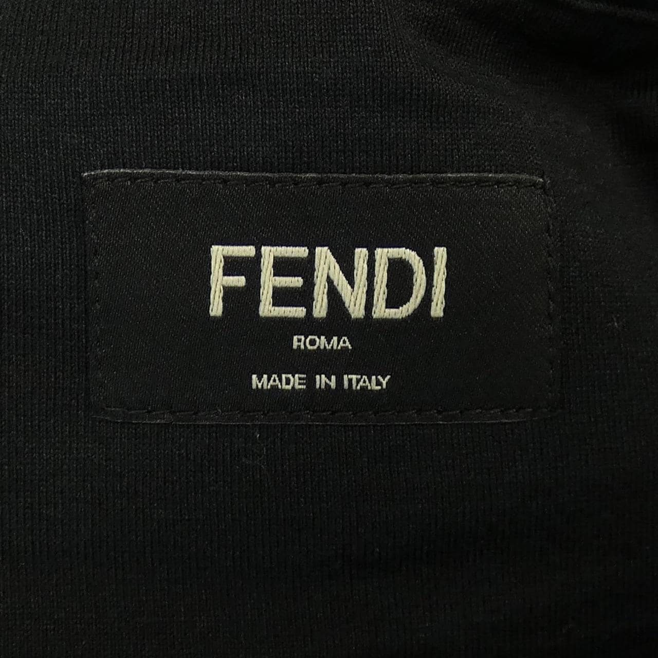 フェンディ FENDI FY1065 AGAD Tシャツ