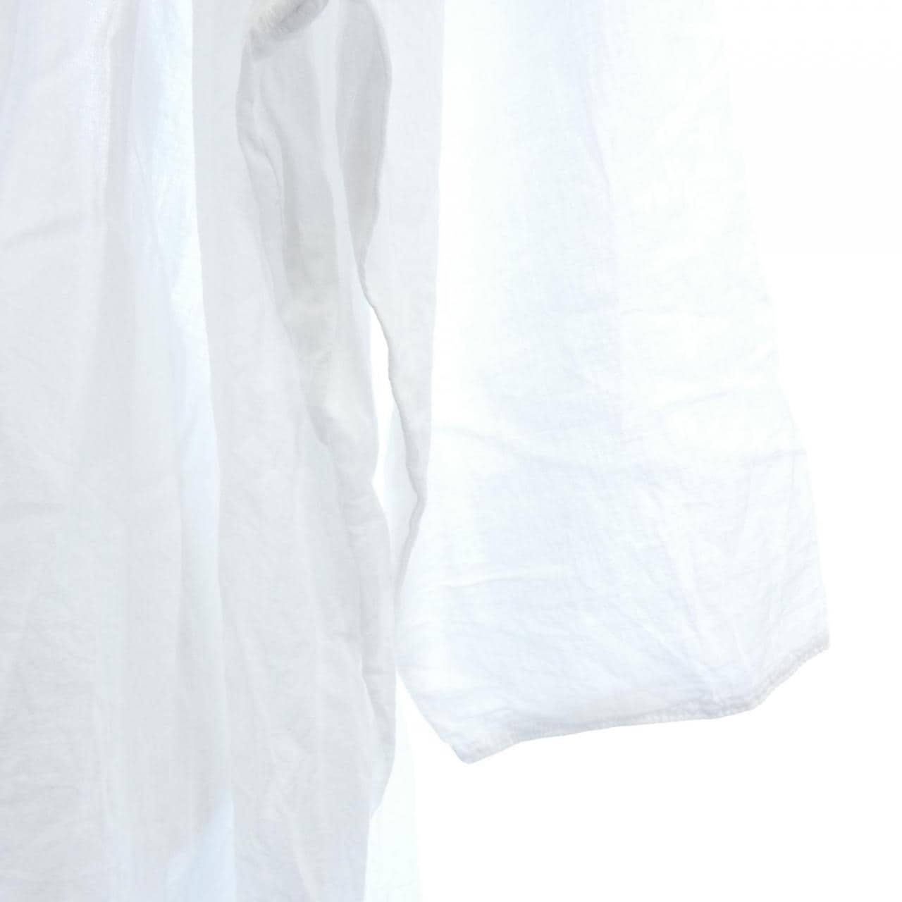 トゥモローランド TOMORROW LAND 42-01-21-01402 トップス