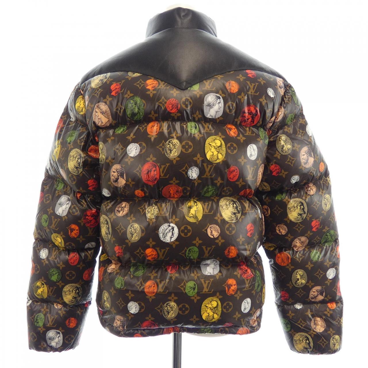 ルイヴィトン LOUIS VUITTON FLOW80HZ9 ダウンジャケット
