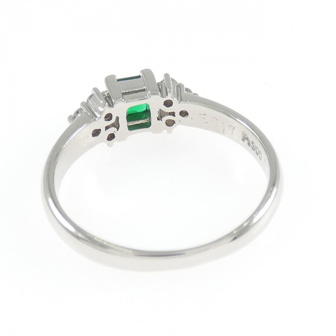 PT900 エメラルド リング 0.17CT