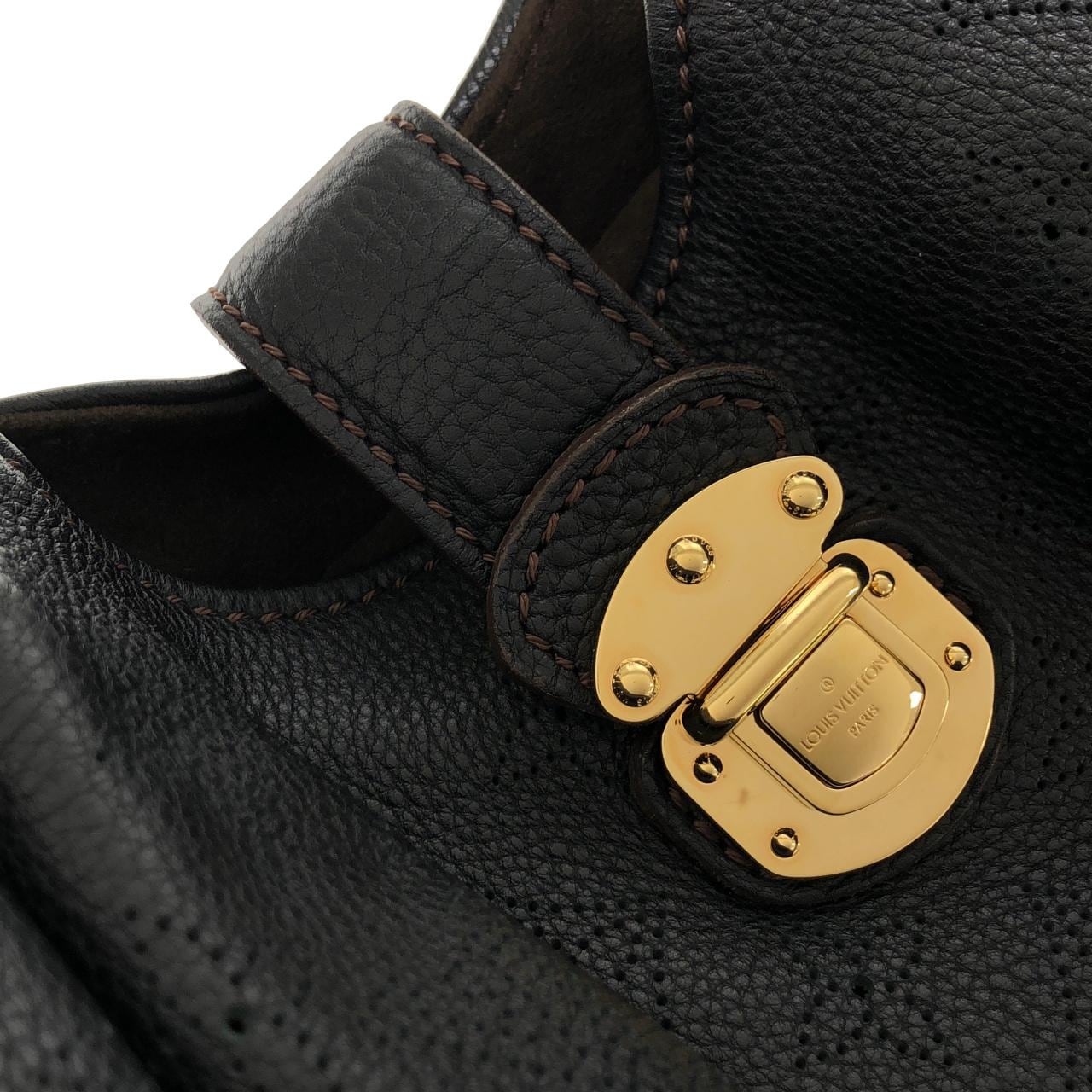 ルイヴィトン マヒナ L M95765 ショルダーバッグ