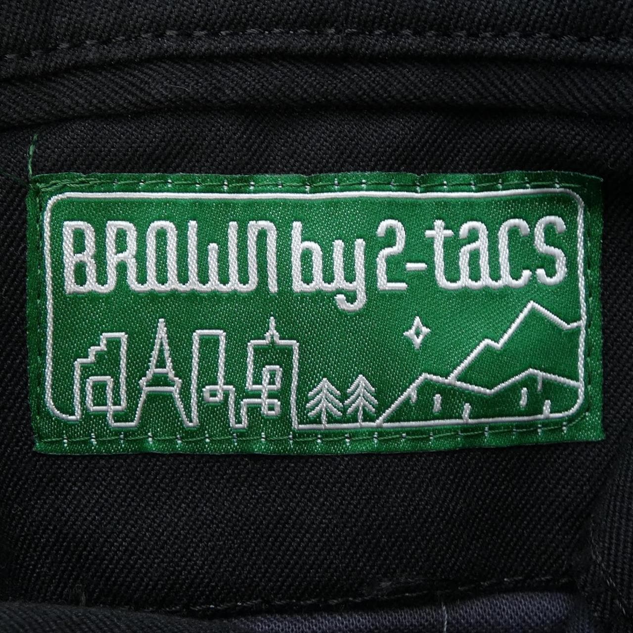 ブラウンバイツータックス BROWN by 2-TACS パンツ