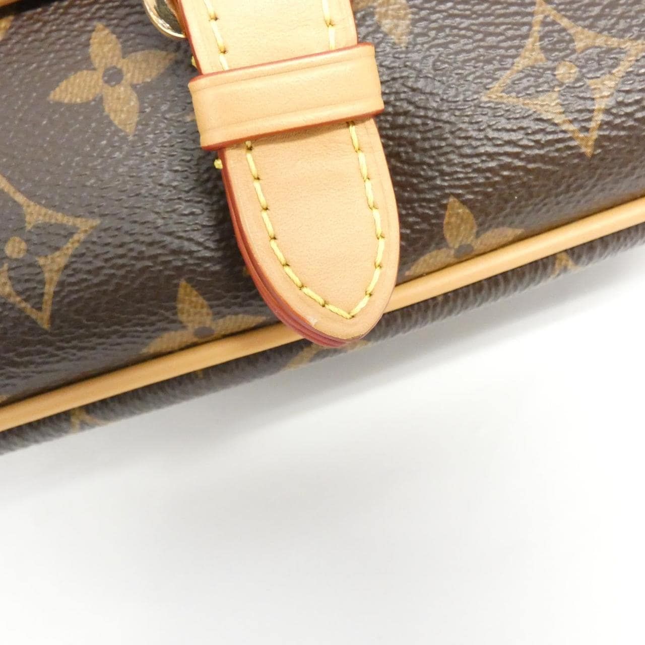 LOUIS VUITTON Monogram Diane PM M46049 Shoulder Bag