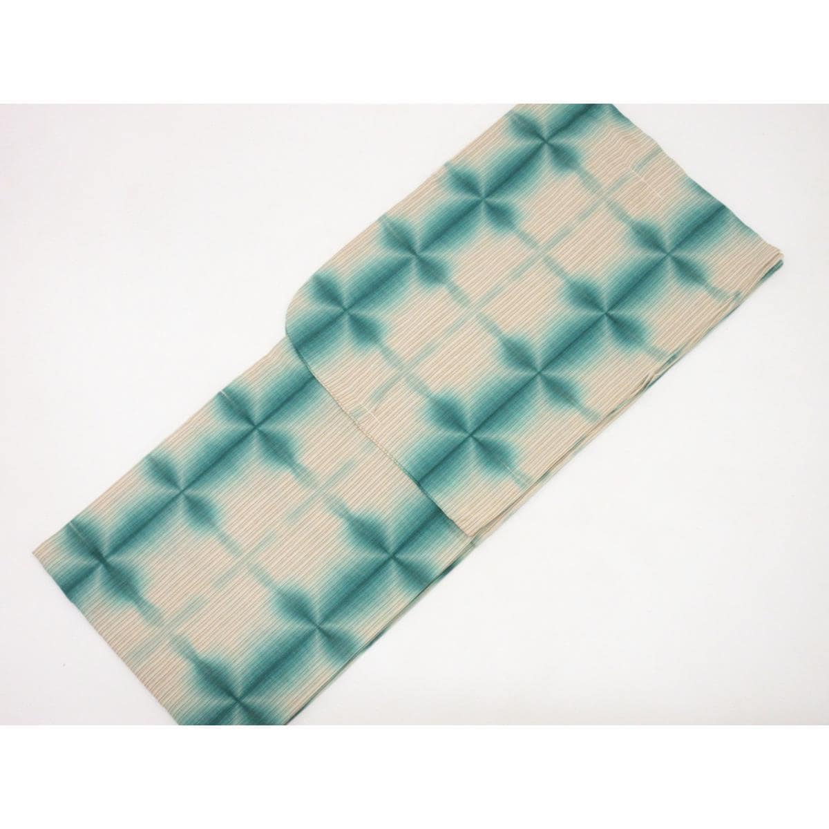 【新品】女ゆかた　板締め絞り　Ｍサイズ