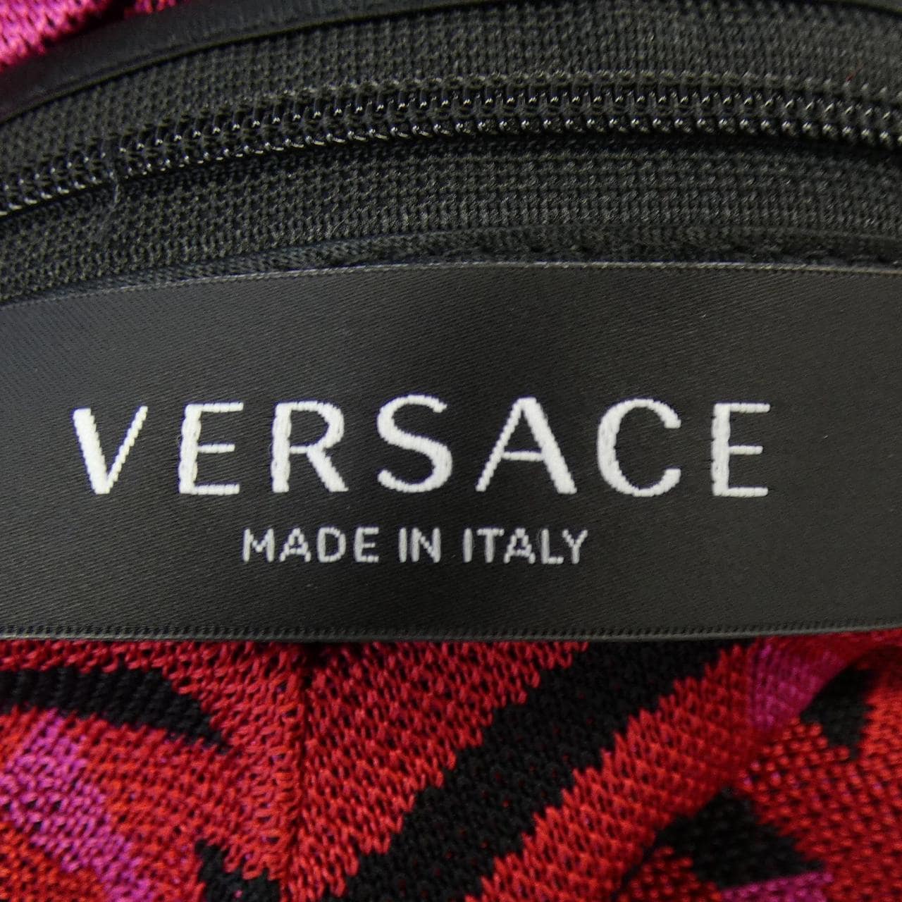 ヴェルサーチェ VERSACE 1001920 1A05143 トップス