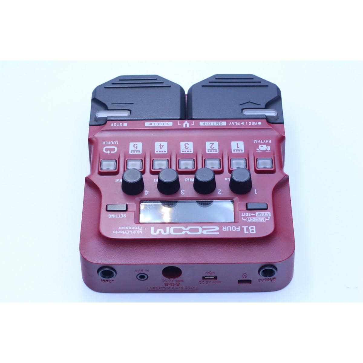 ＺＯＯＭ　　Ｂ１　ＦＯＵＲ