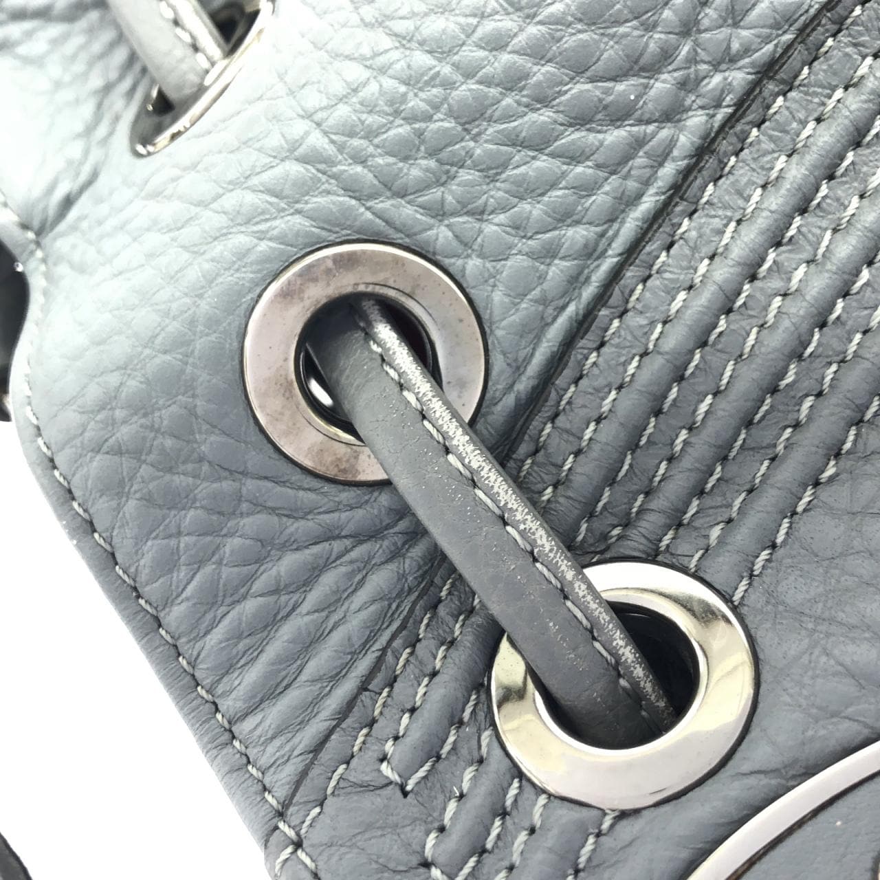 クリスチャンルブタン バッグ