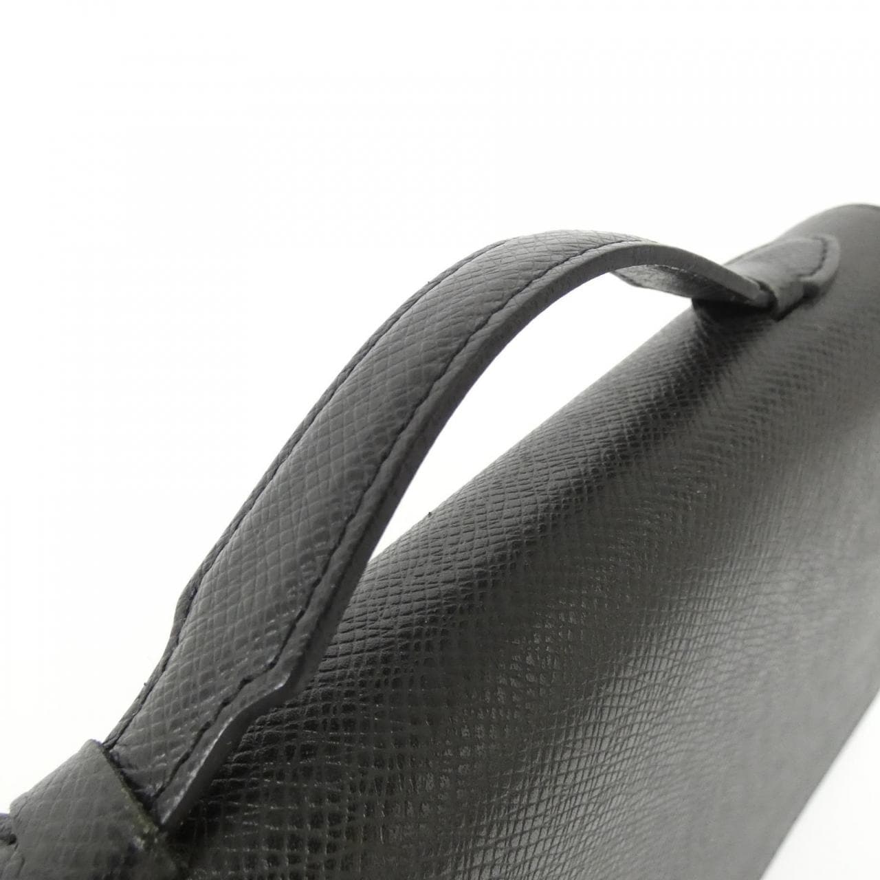 ルイヴィトン タイガ ジッピーXL M44275 財布