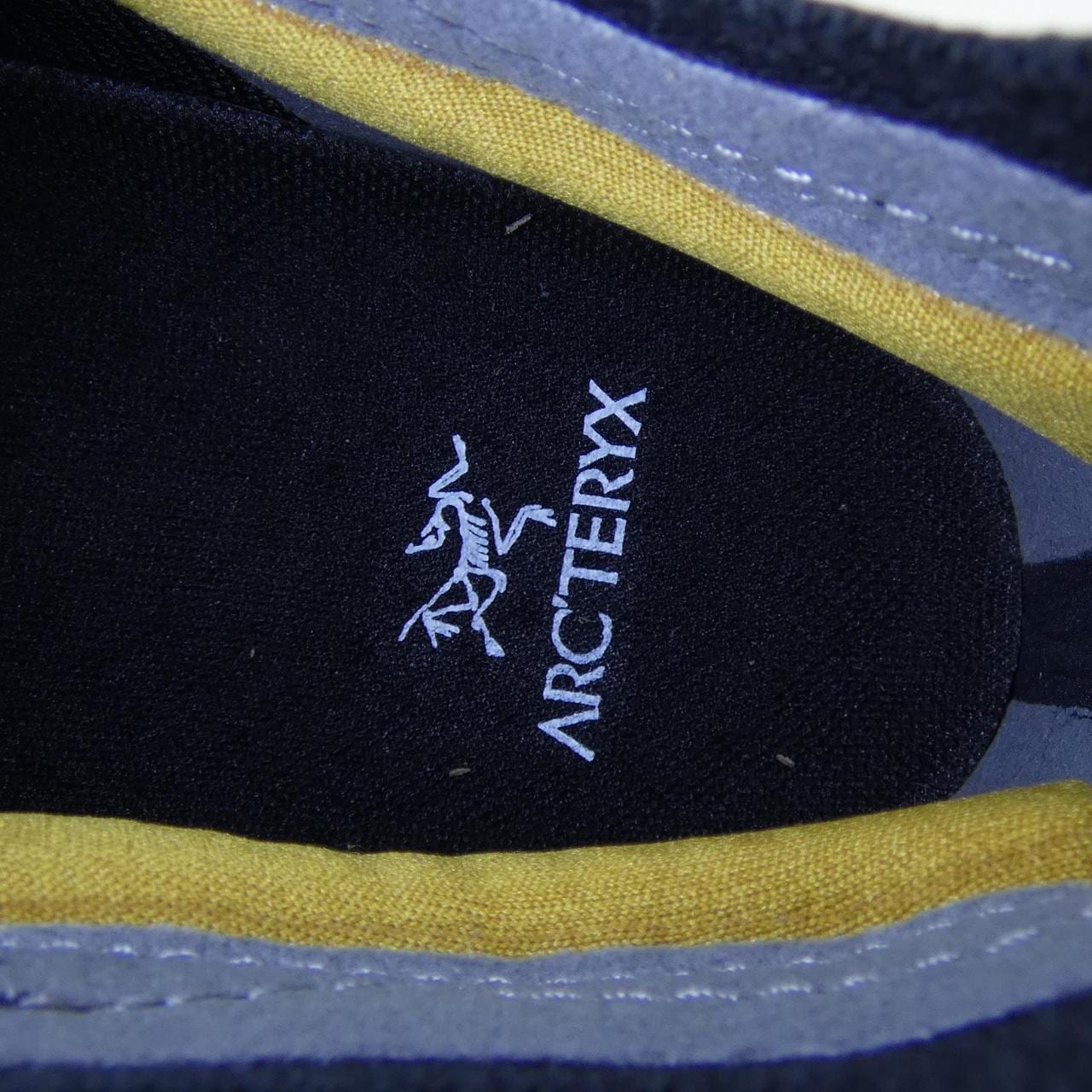 アークテリクス ARC'TERYX L08104400 スニーカー