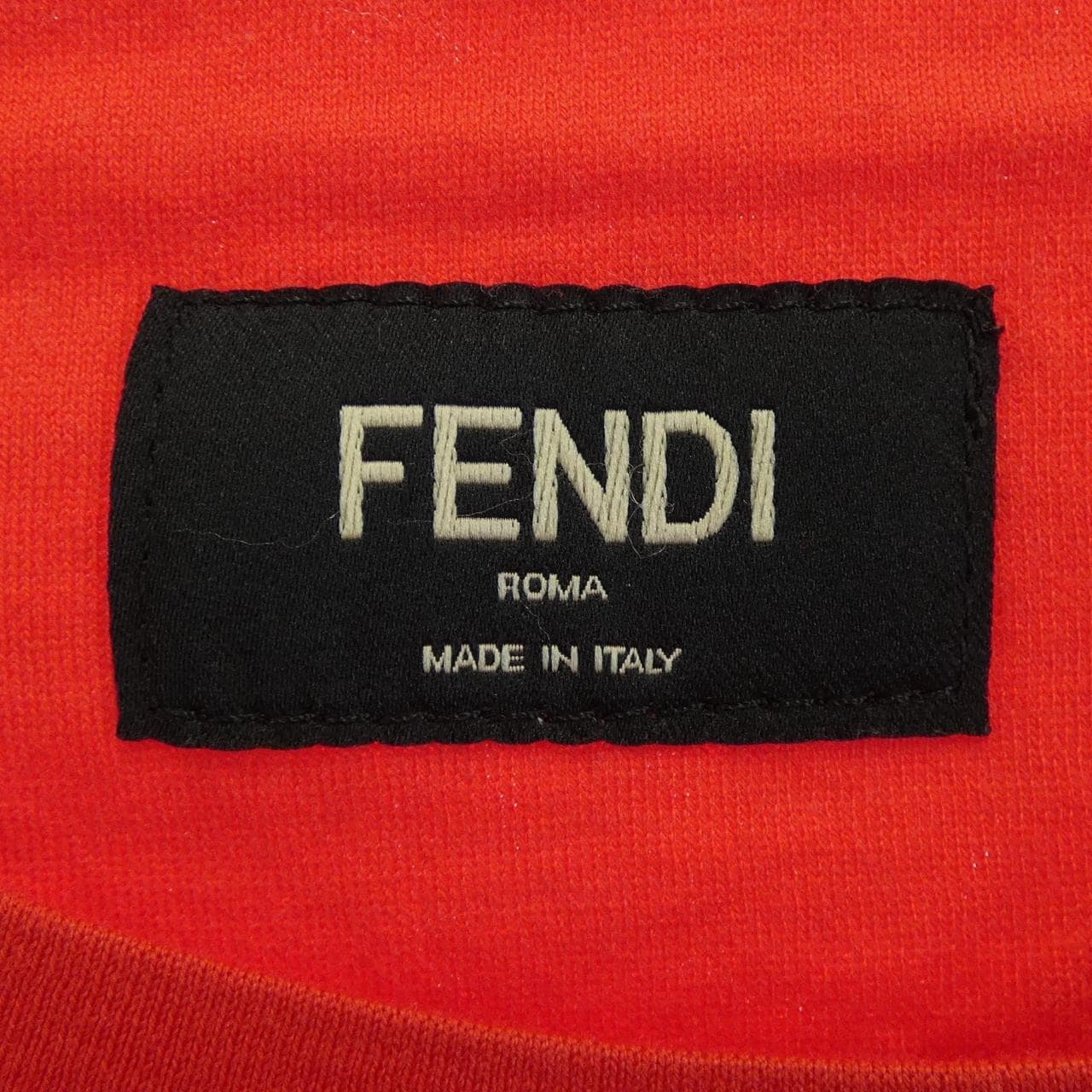 フェンディ FENDI FY0682 1LL Tシャツ