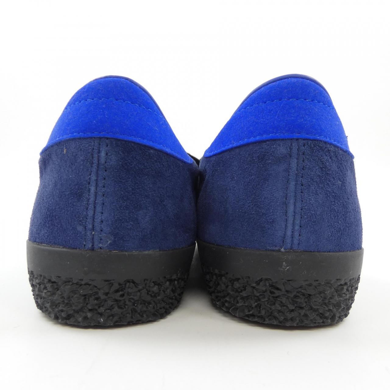 アディダス ADIDAS スニーカー