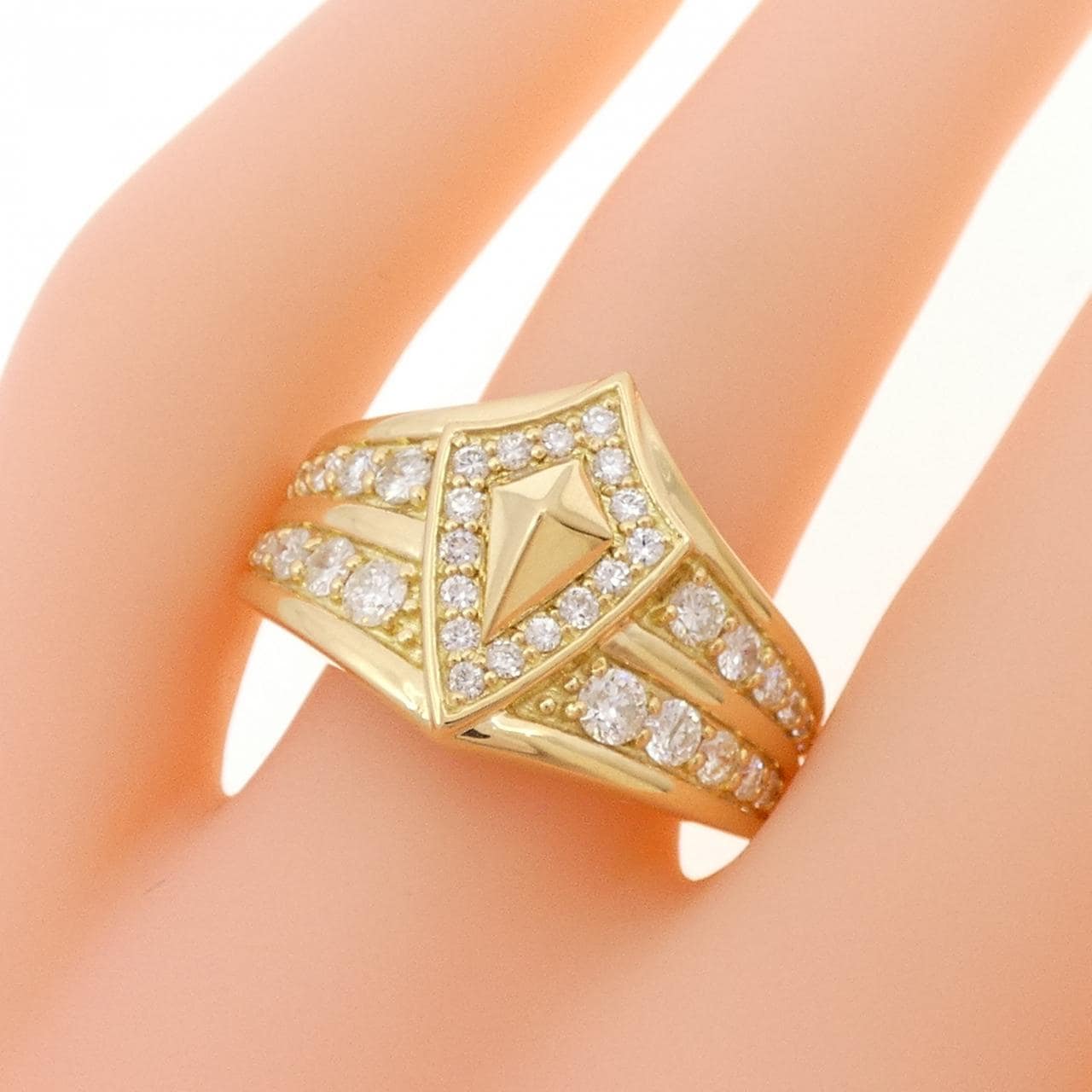 K18YG ダイヤモンド リング 0.85CT