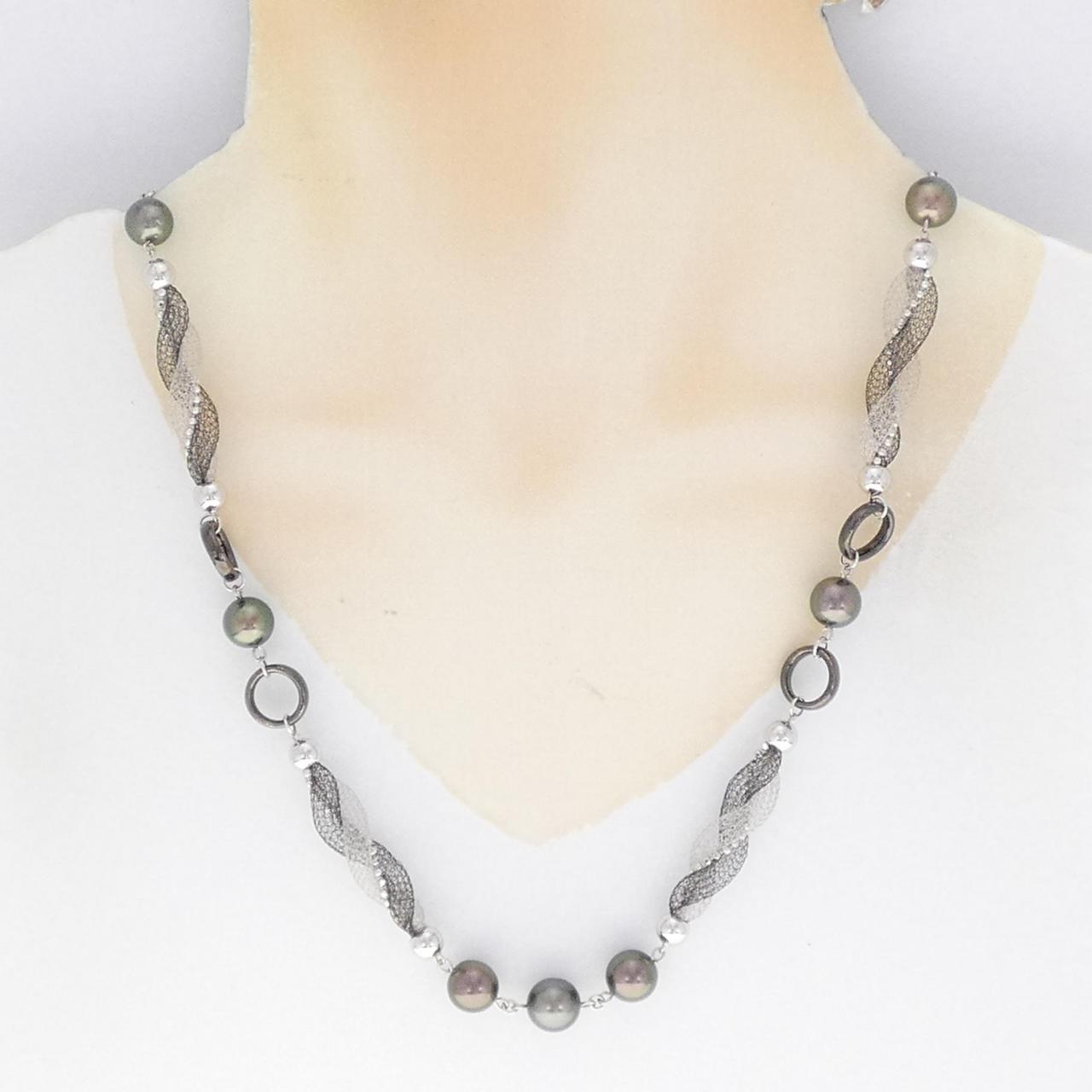 K18WG/K18BG black butterfly pearl necklace