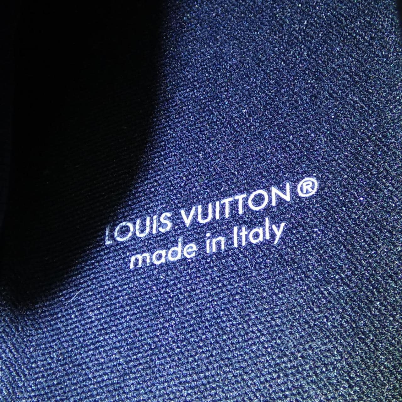 ルイヴィトン LOUIS VUITTON スニーカー