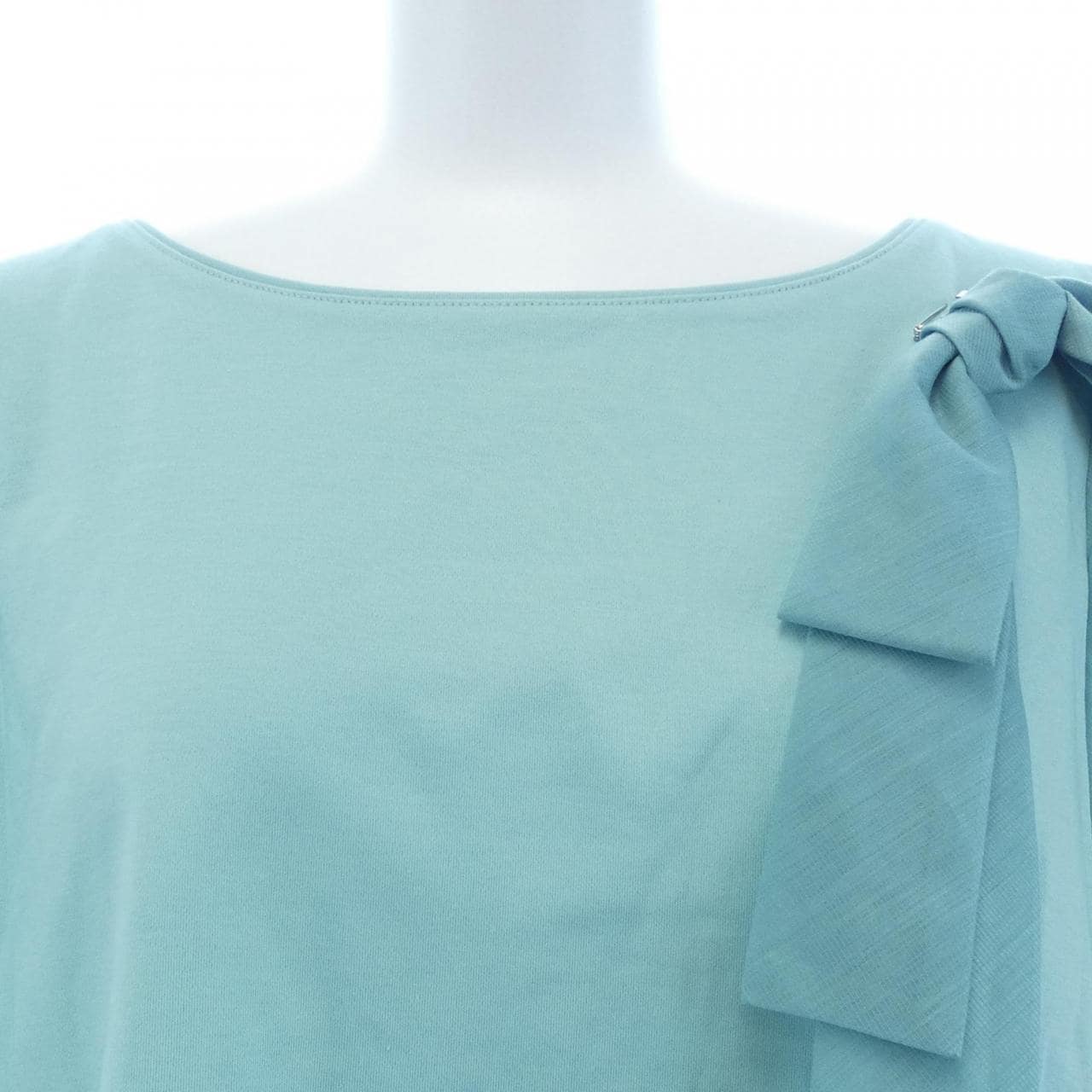 トゥービーシック TO BE CHIC トップス