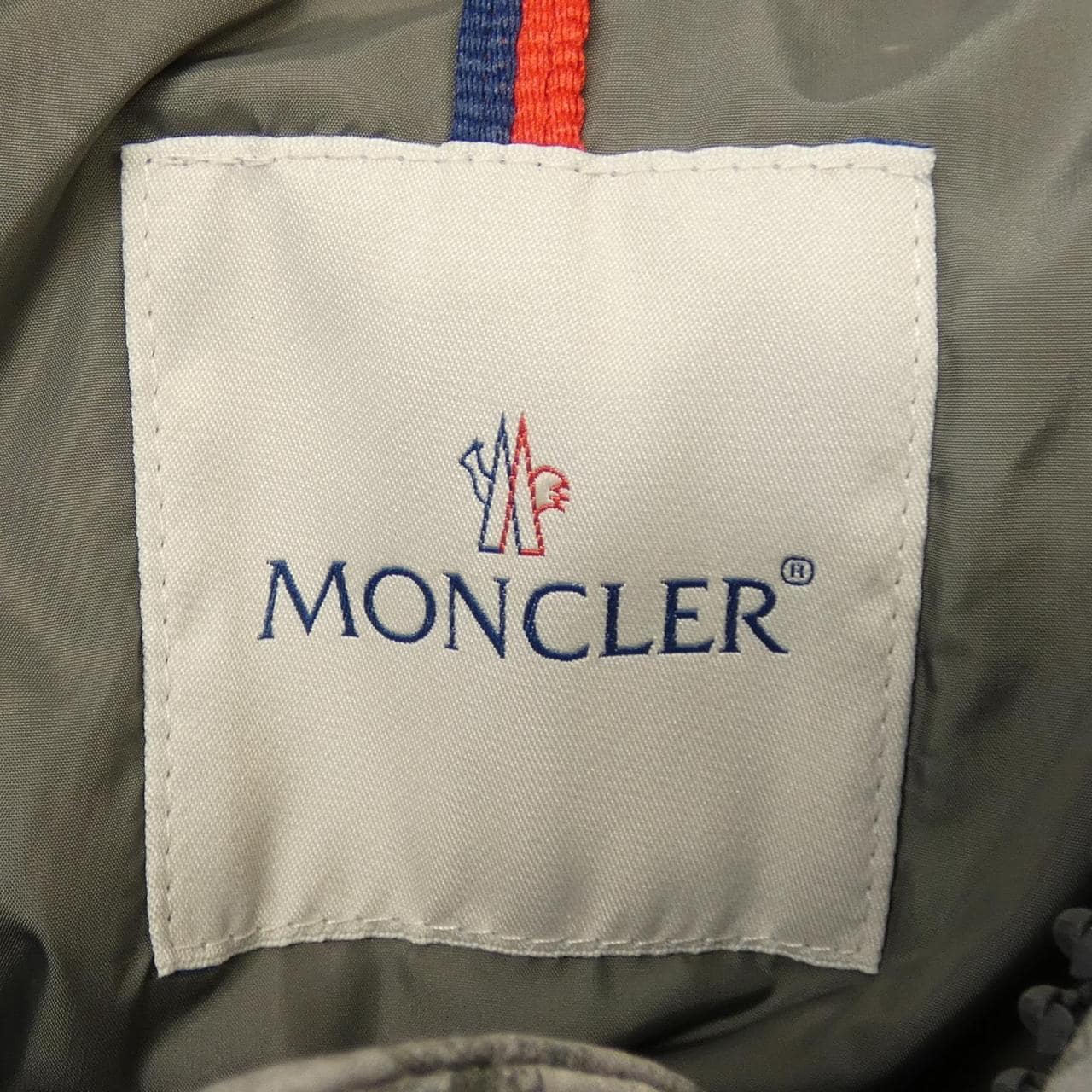 モンクレール MONCLER EVETTES ダウンジャケット