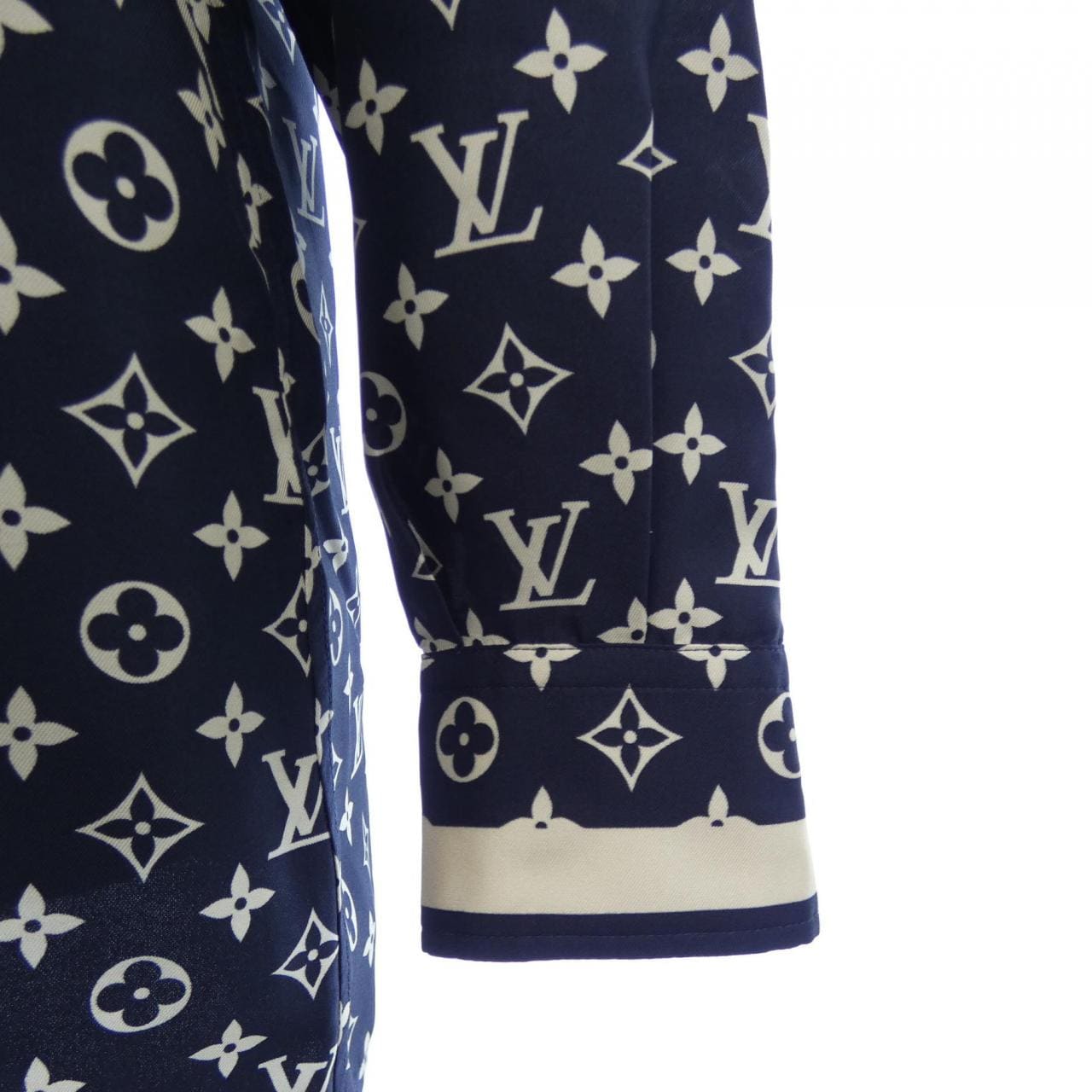 ルイヴィトン LOUIS VUITTON シャツ