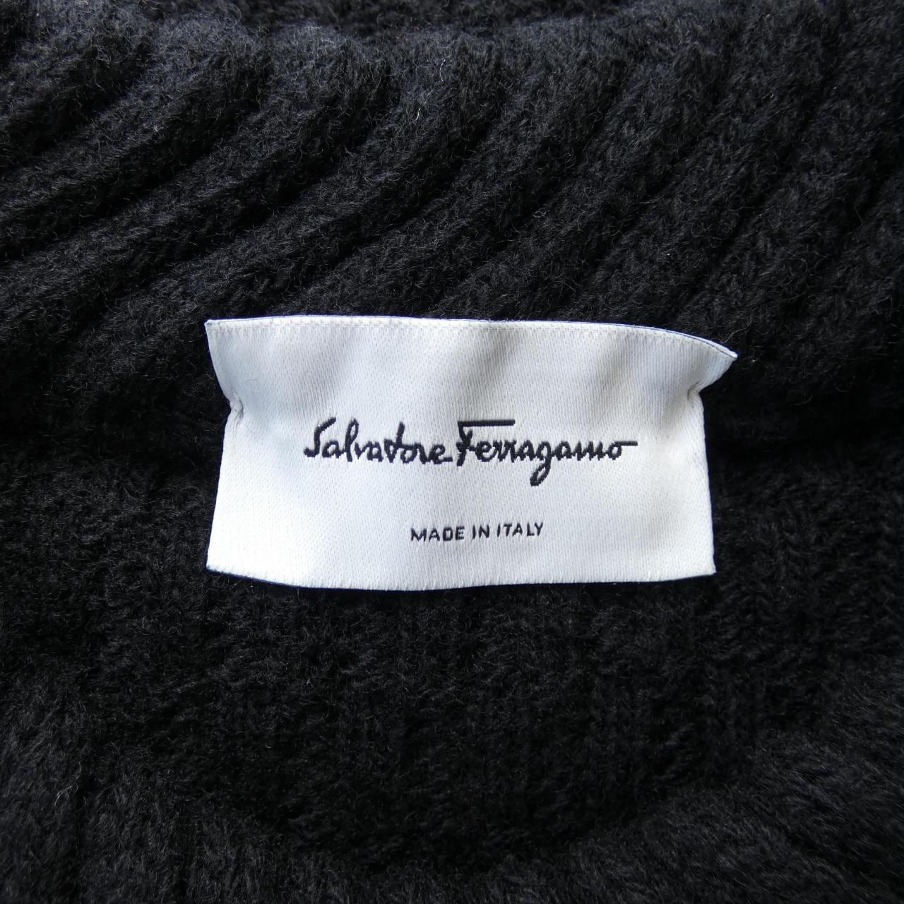 サルヴァトーレフェラガモ SALVATORE FERRAGAMO ニット