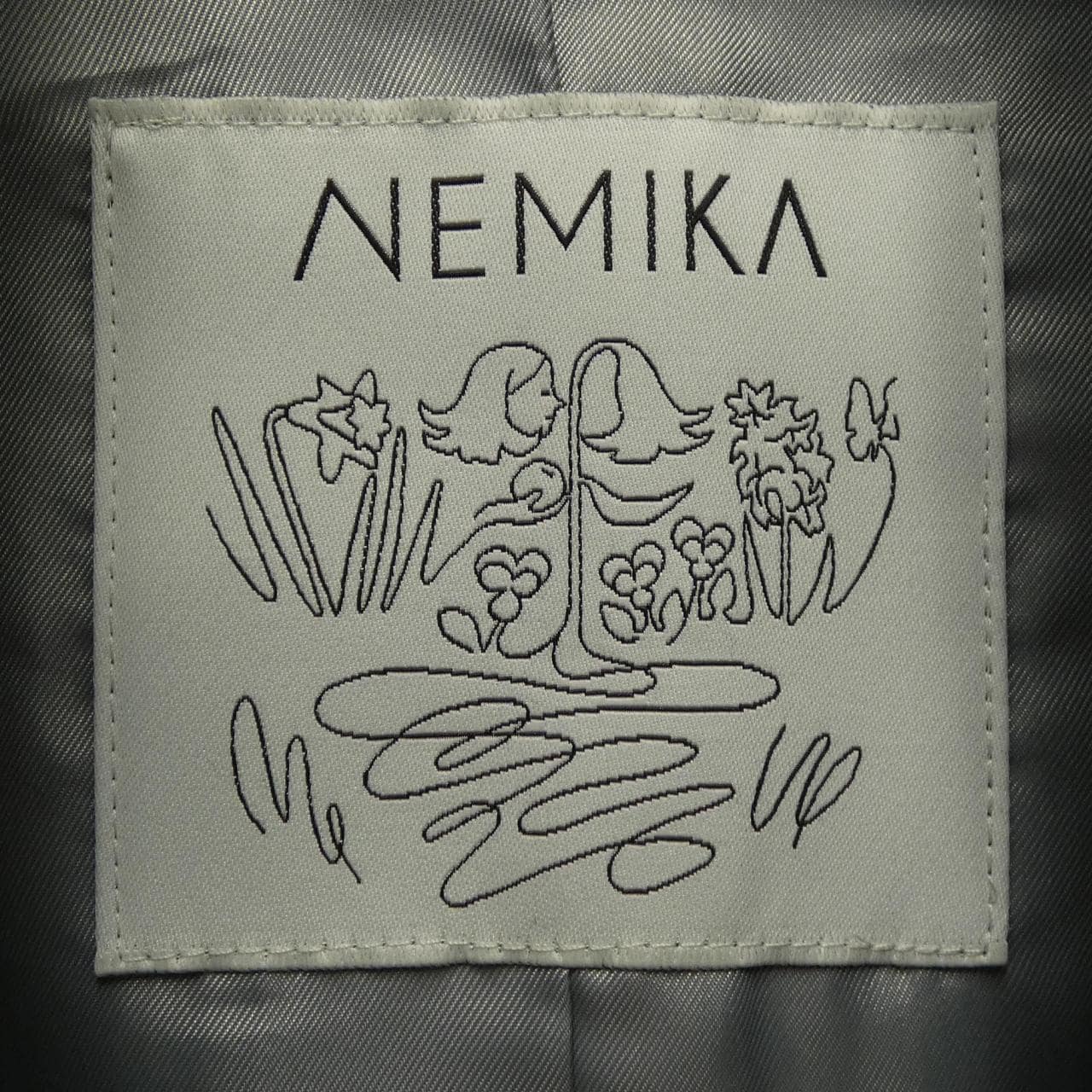 ネミカ NEMIKA コート