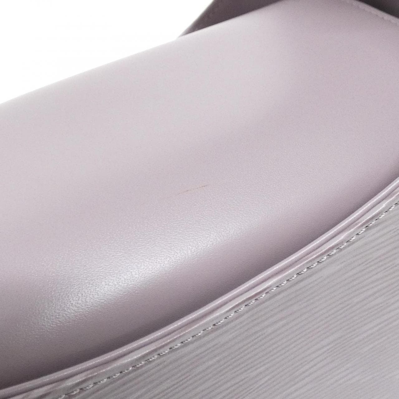 ルイヴィトン エピ ヴェルソー M5281B ショルダーバッグ