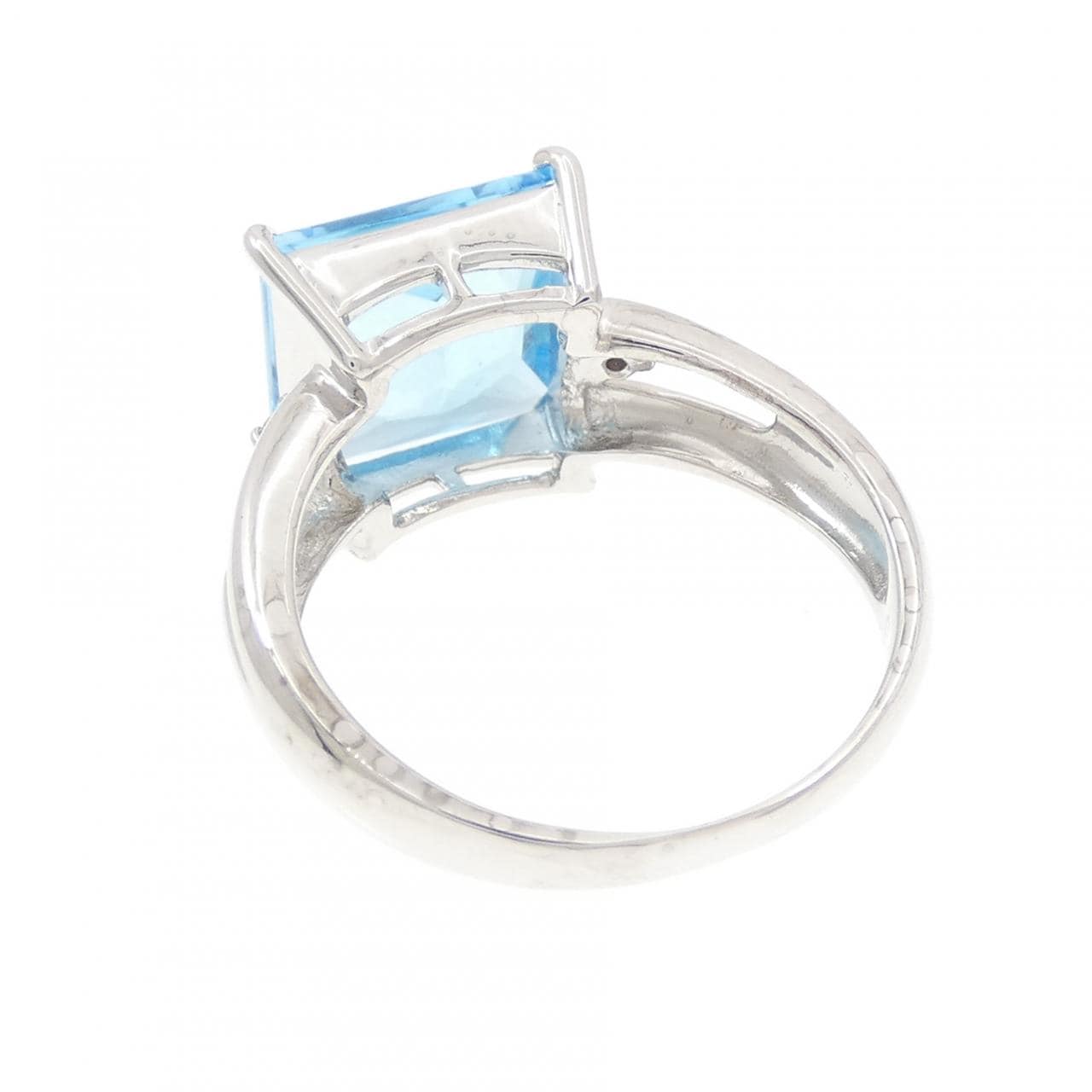 K18WG ブルートパーズ リング