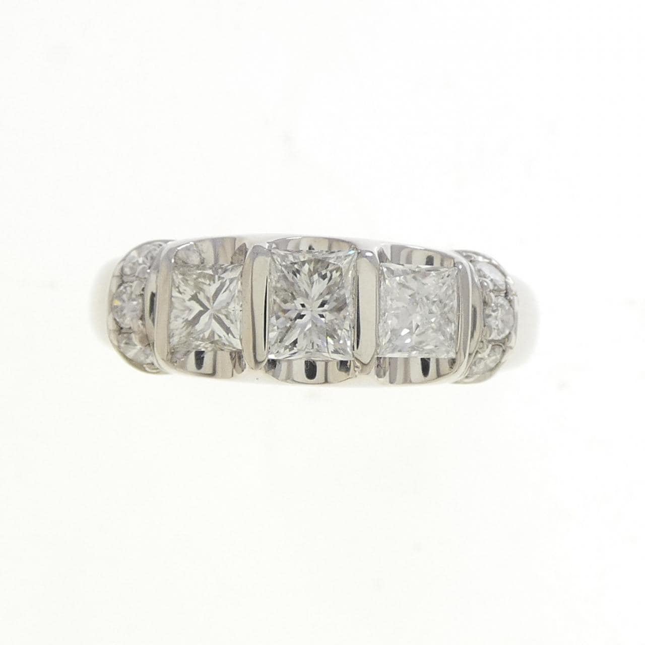 PT900 ダイヤモンド リング 1.00CT