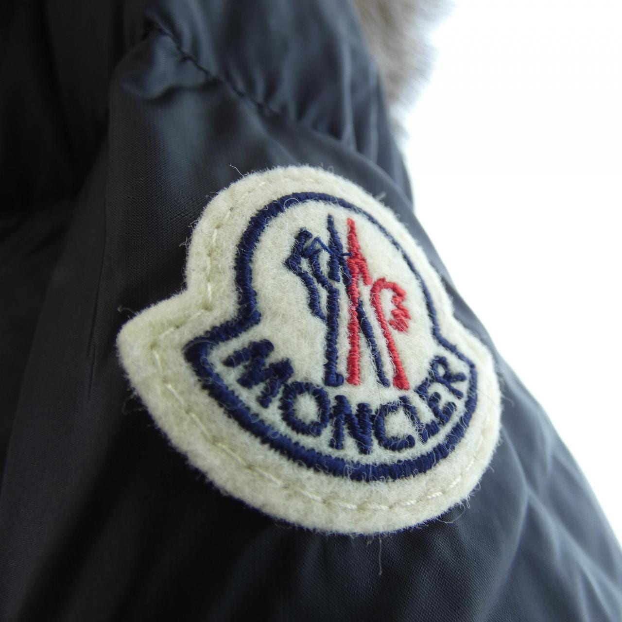 モンクレール MONCLER ダウンジャケット