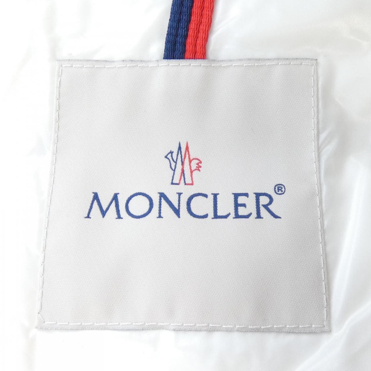 モンクレール MONCLER CELEPINE ダウンジャケット