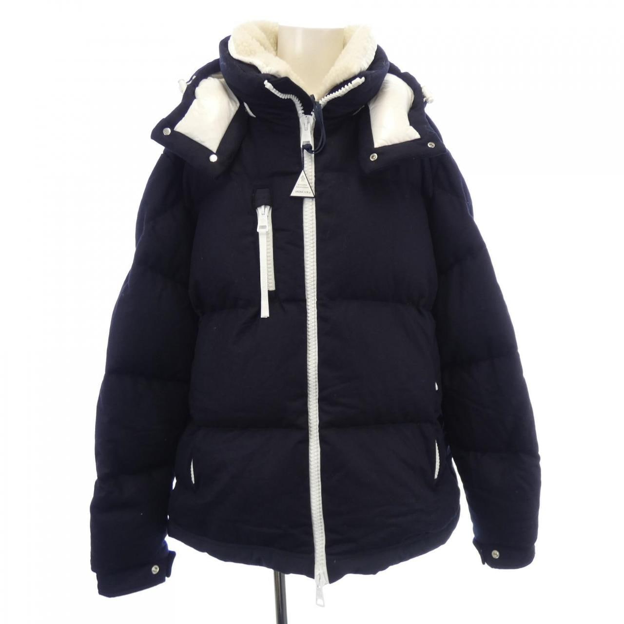 モンクレール MONCLER ダウンジャケット