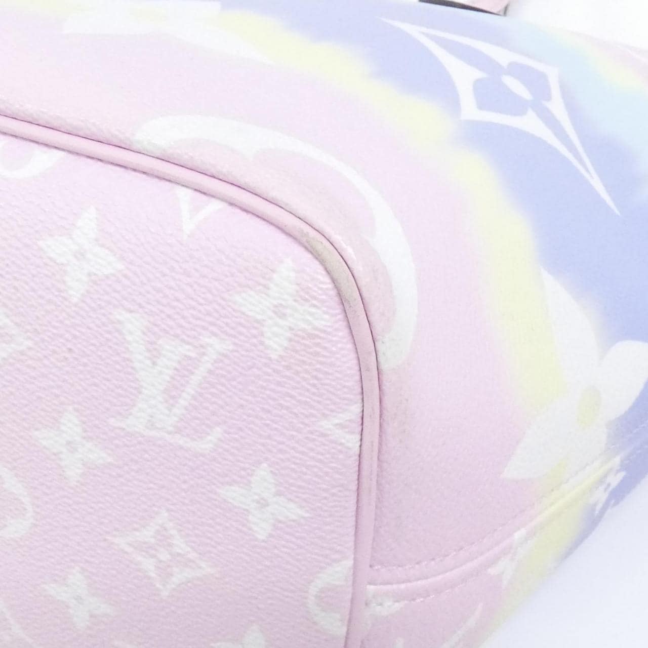 ルイヴィトン LVエスカル ネヴァーフル MM M45270 バッグ