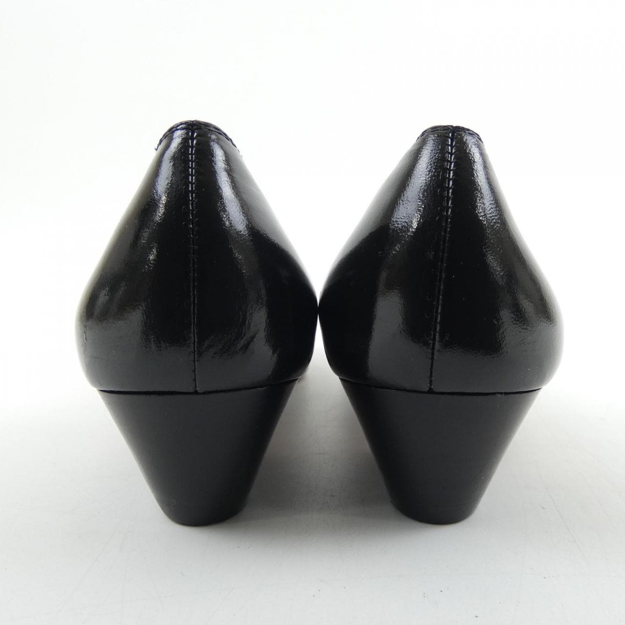 サルヴァトーレフェラガモ SALVATORE FERRAGAMO パンプス