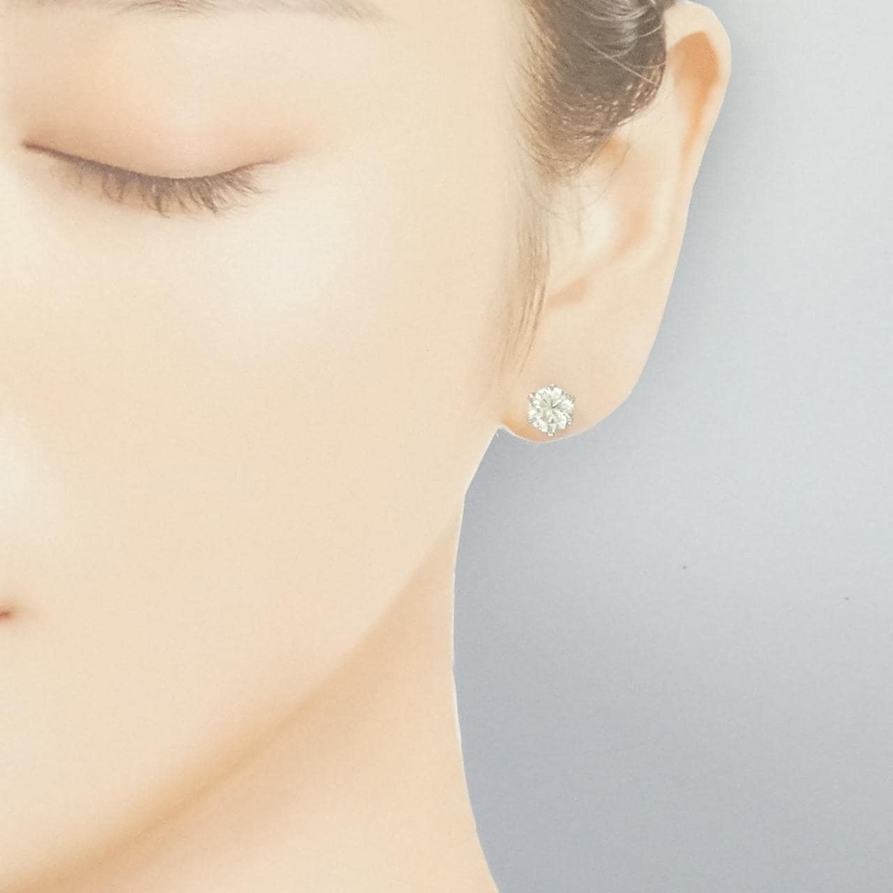 PT/PT900 ダイヤモンド ピアス 1.050CT VLY VS2 Good 片耳