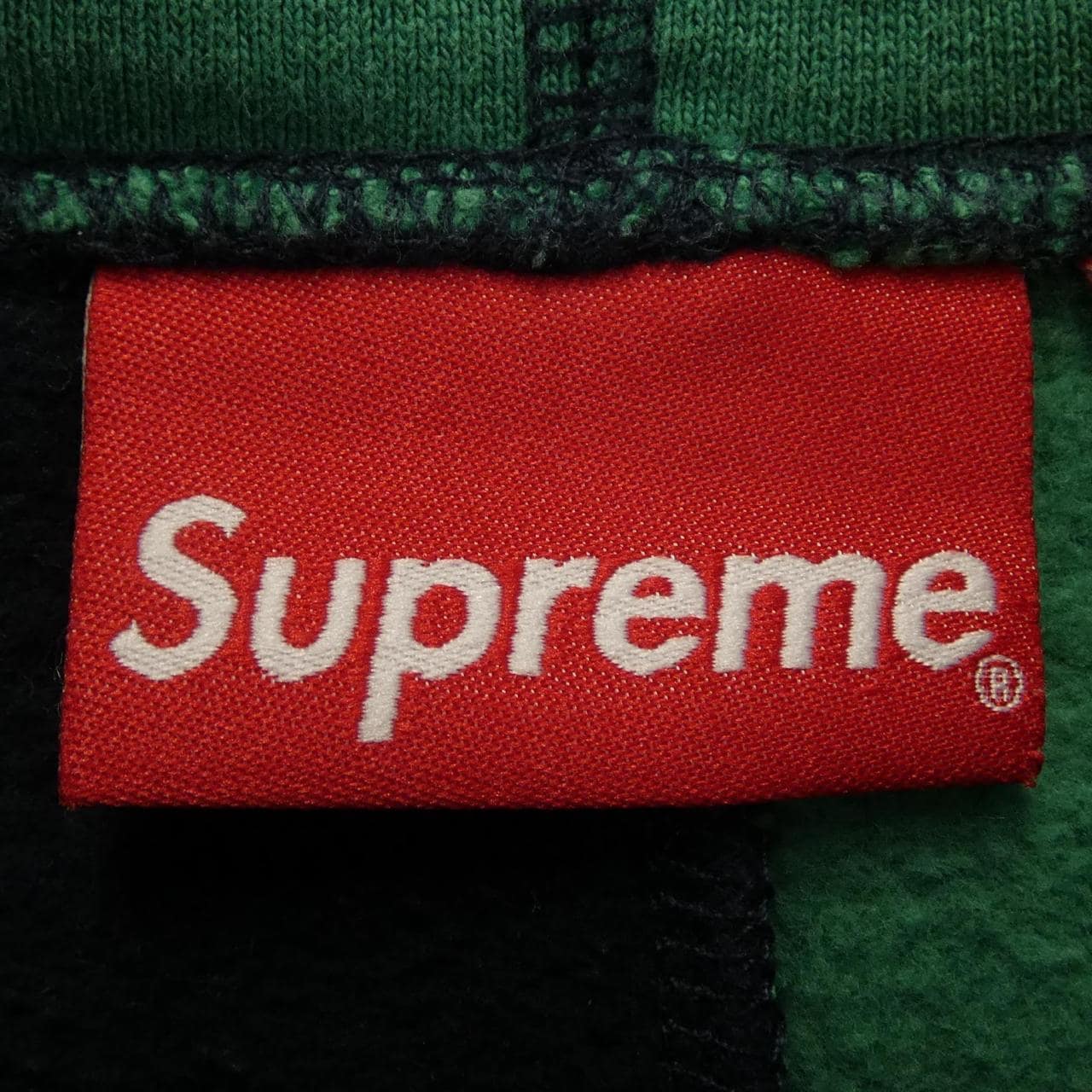 シュプリーム SUPREME パーカー