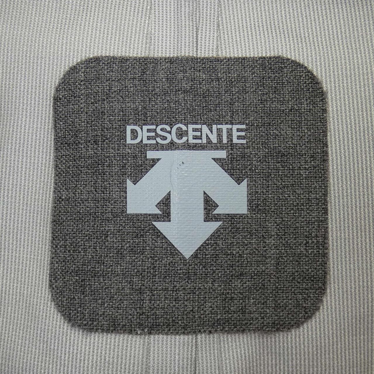 DESCENTE大衣