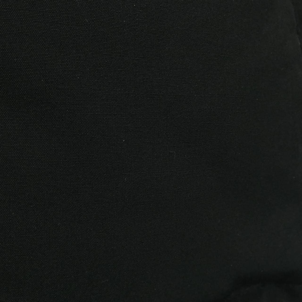 加拿大鹅CANADA GOOSE羽绒服