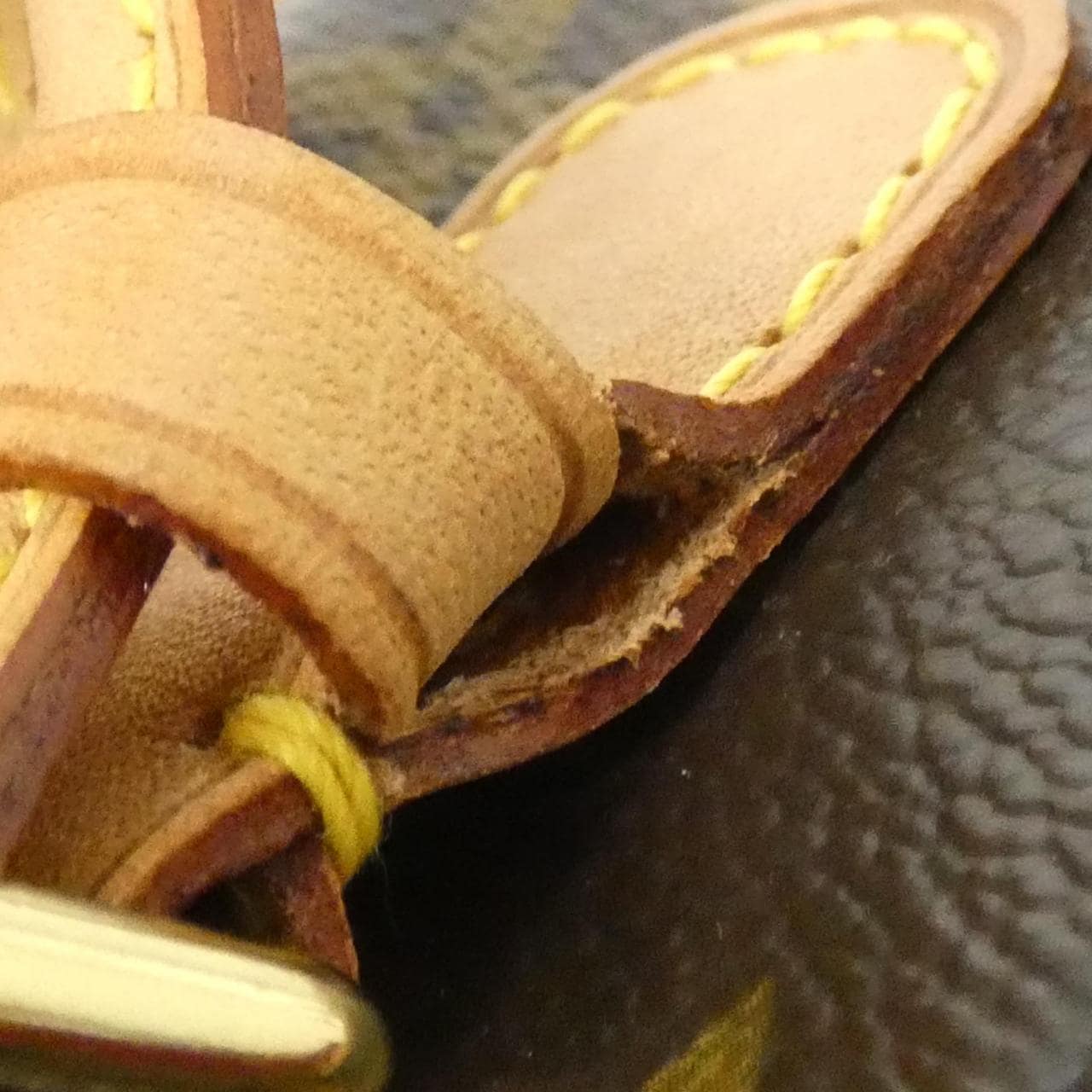 ルイヴィトン モノグラム ヴィバ シテ MM M51164 ショルダーバッグ