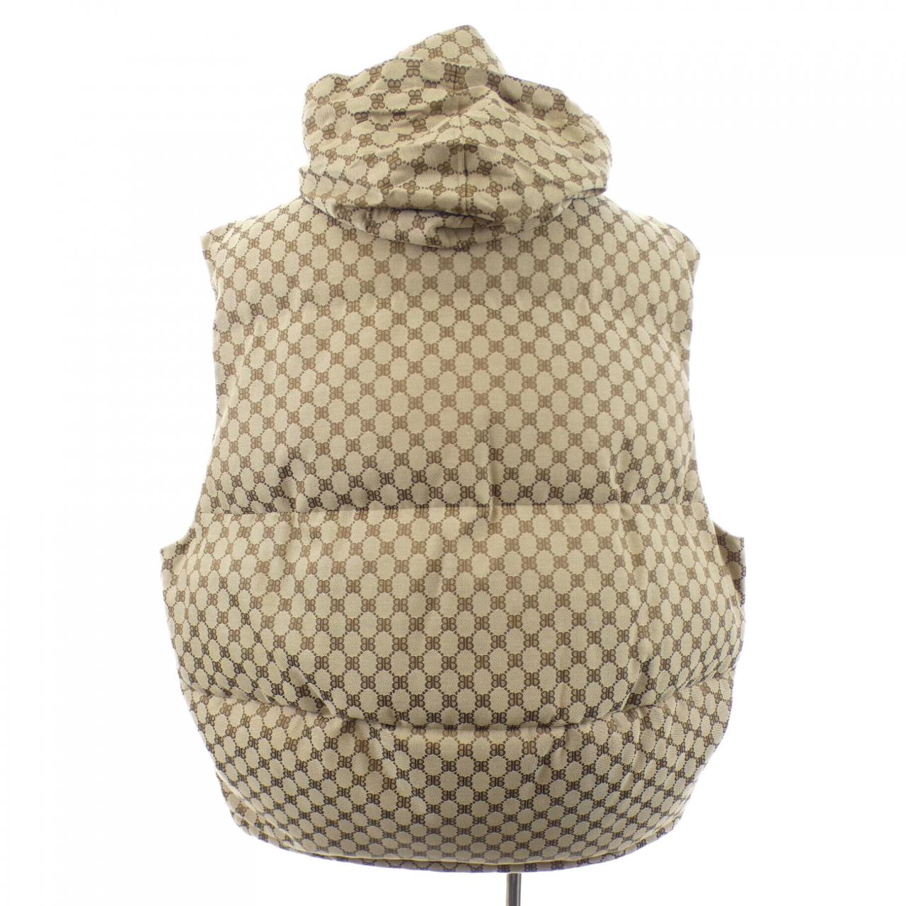 バレンシアガ BALENCIAGA HACKER COCOON PUFFER 681886 TLO53 UNISEX GUCCI ダウンベスト