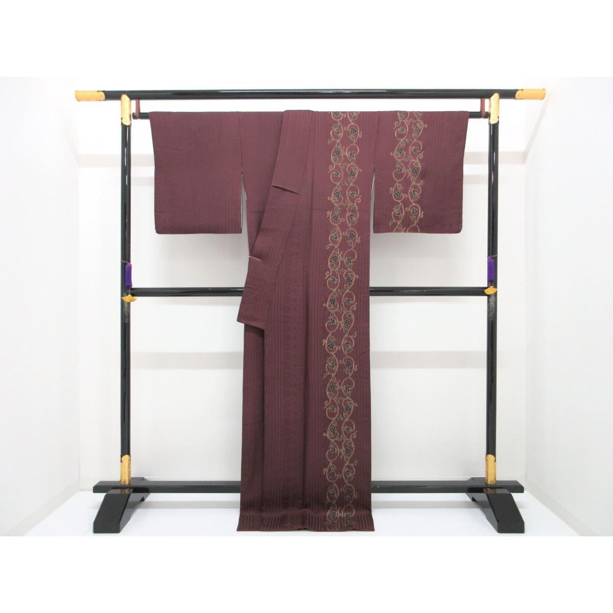 Visiting Kimono with Gold Finish, Width L