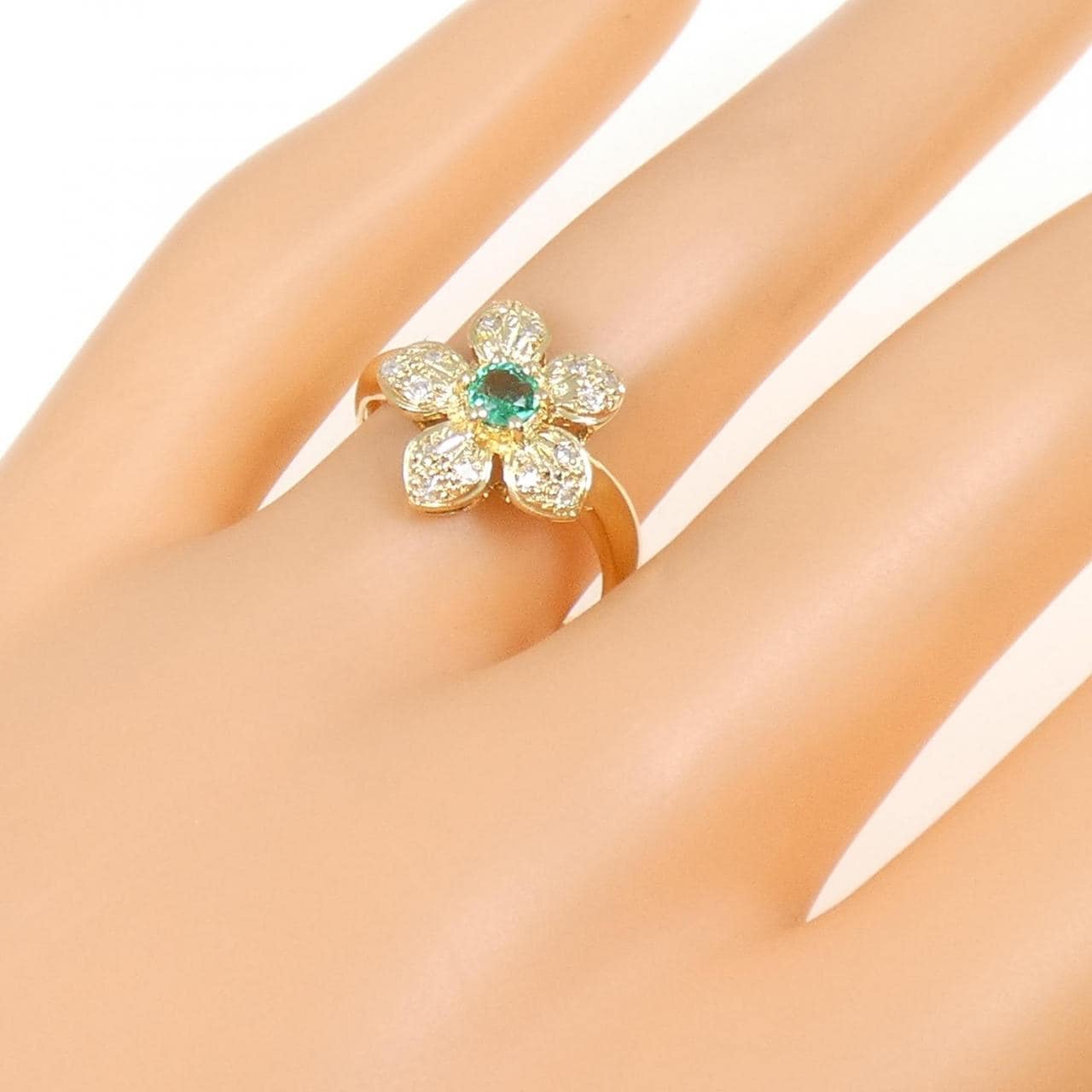 K18YG フラワー エメラルド リング 0.18CT