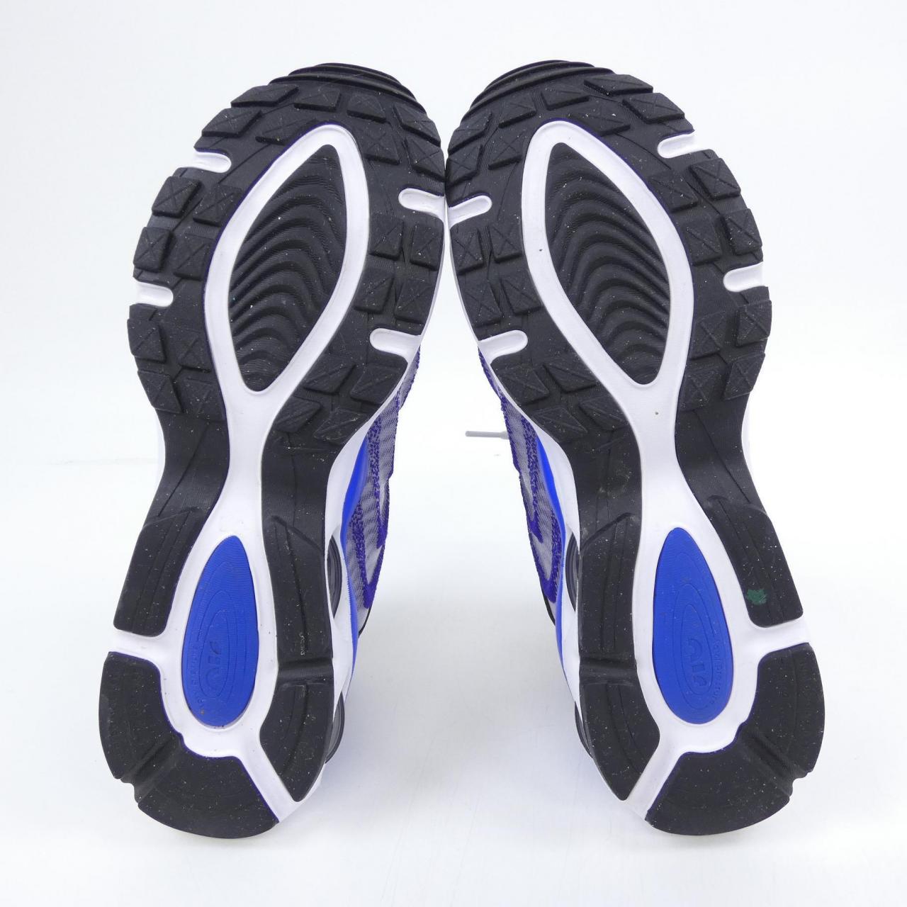 ナイキ NIKE DQ3984-105 スニーカー