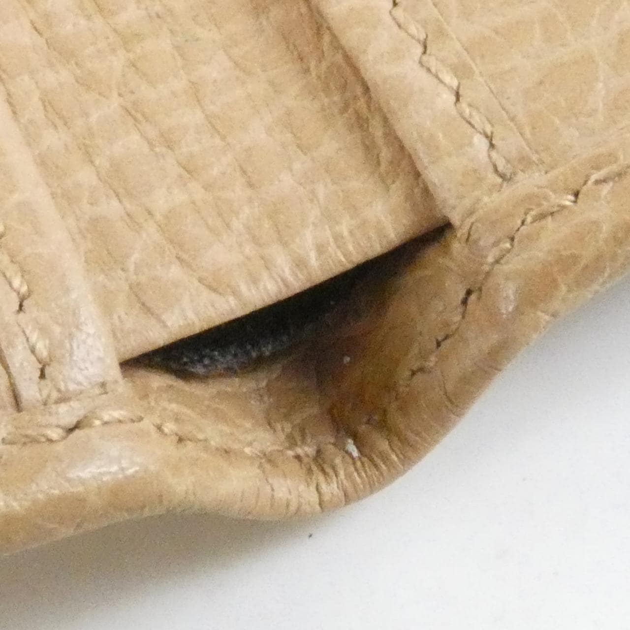 グッチ 615525 CAO0G 財布