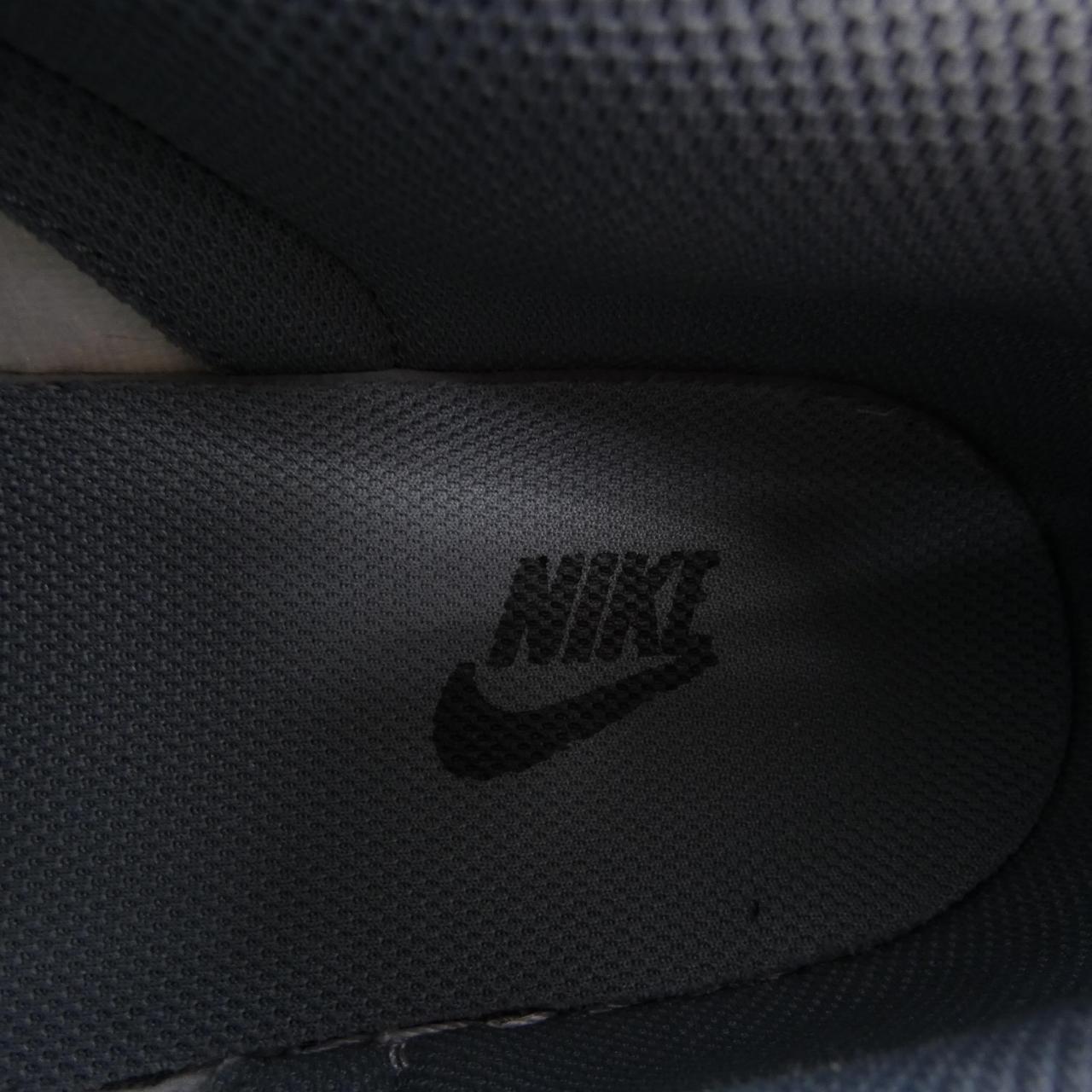 ナイキ NIKE IB6399-001 スニーカー