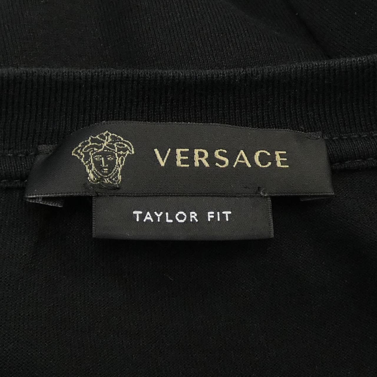 ヴェルサーチェ VERSACE A83159 Tシャツ