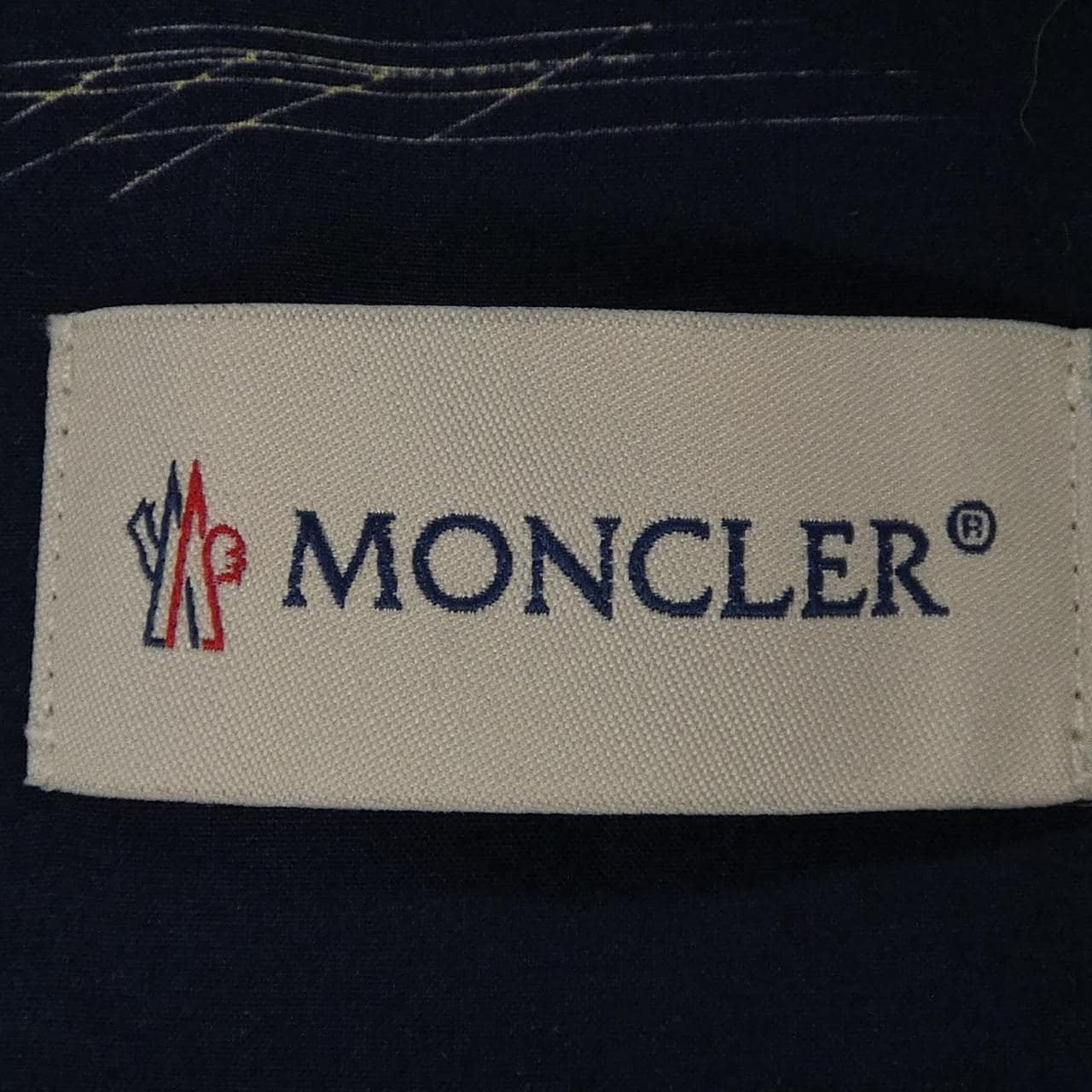 モンクレール MONCLER 10912F00047 S／Sシャツ